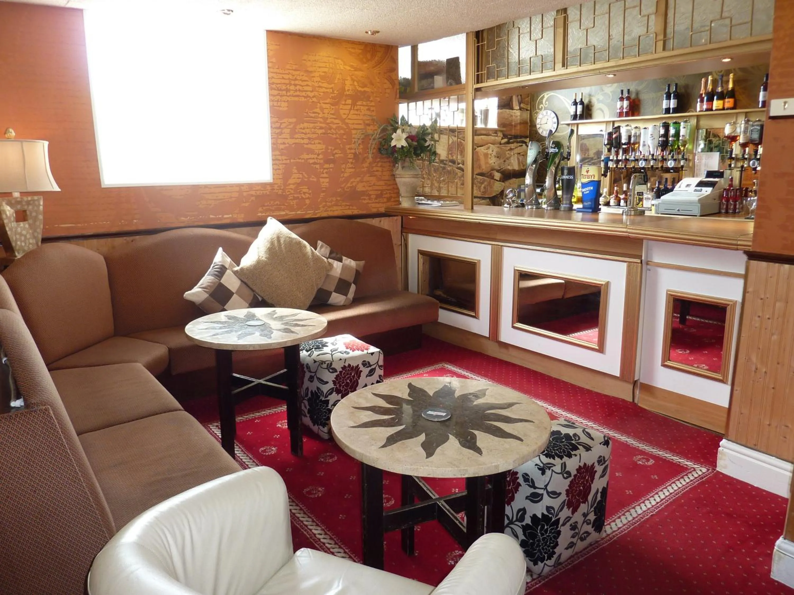 Lounge or bar in The Regal Hotel