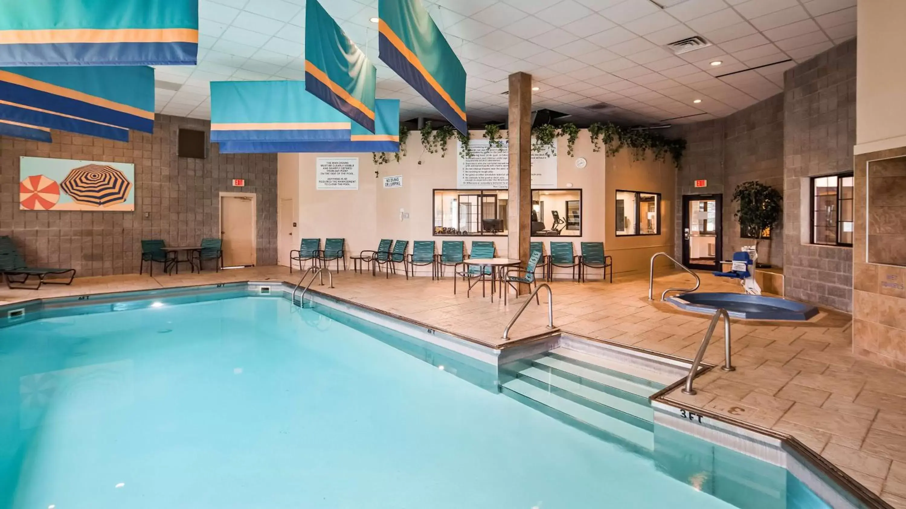 On site, Swimming Pool in Best Western Plus Butte Plaza Inn