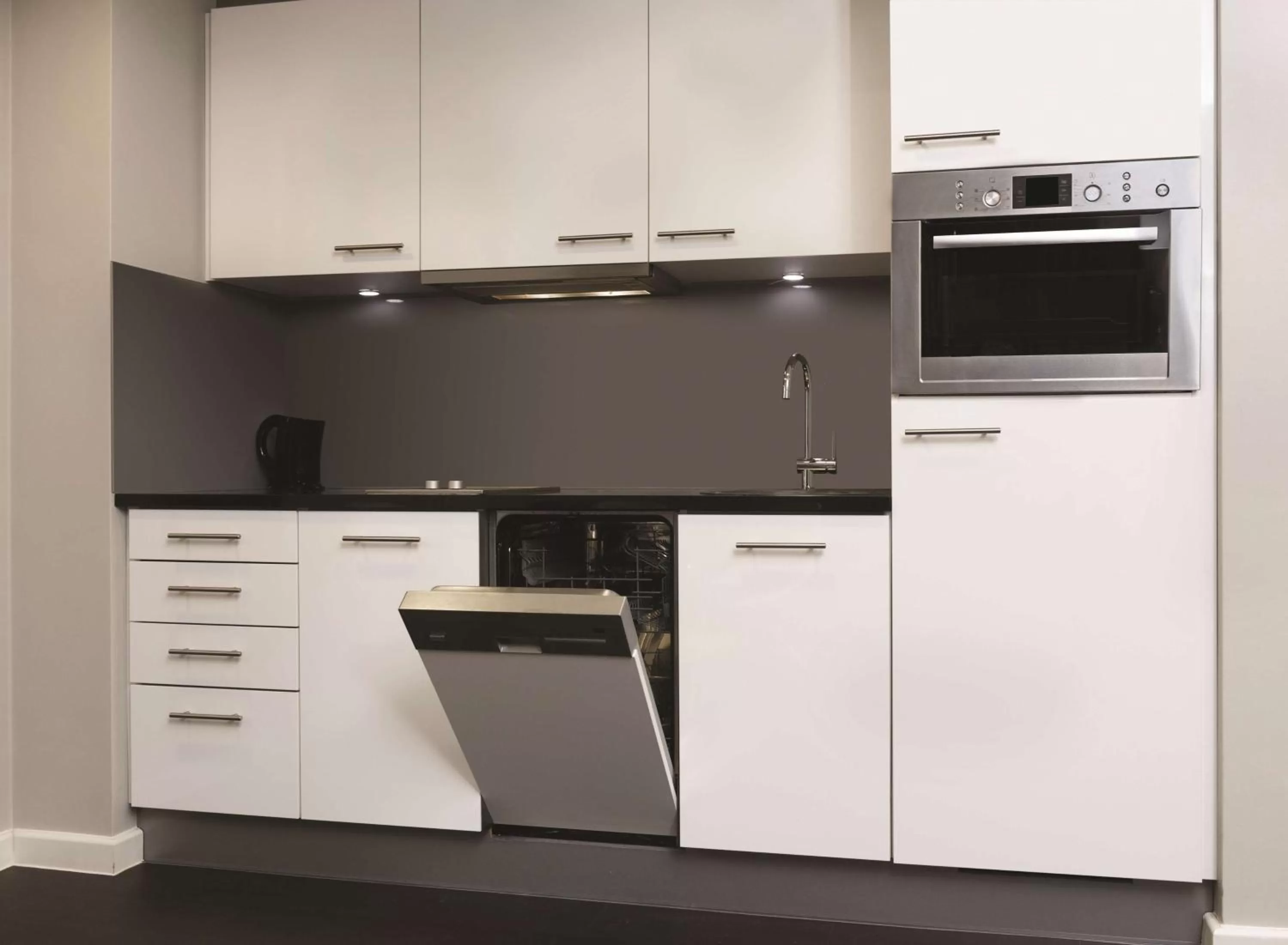 Bedroom in Adina Apartment Hotel Hamburg Michel