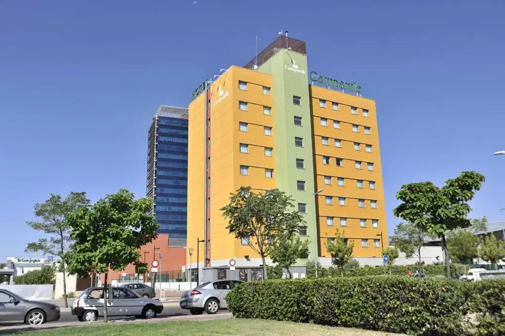 Property Building in Campanile Madrid Alcalá de Henares