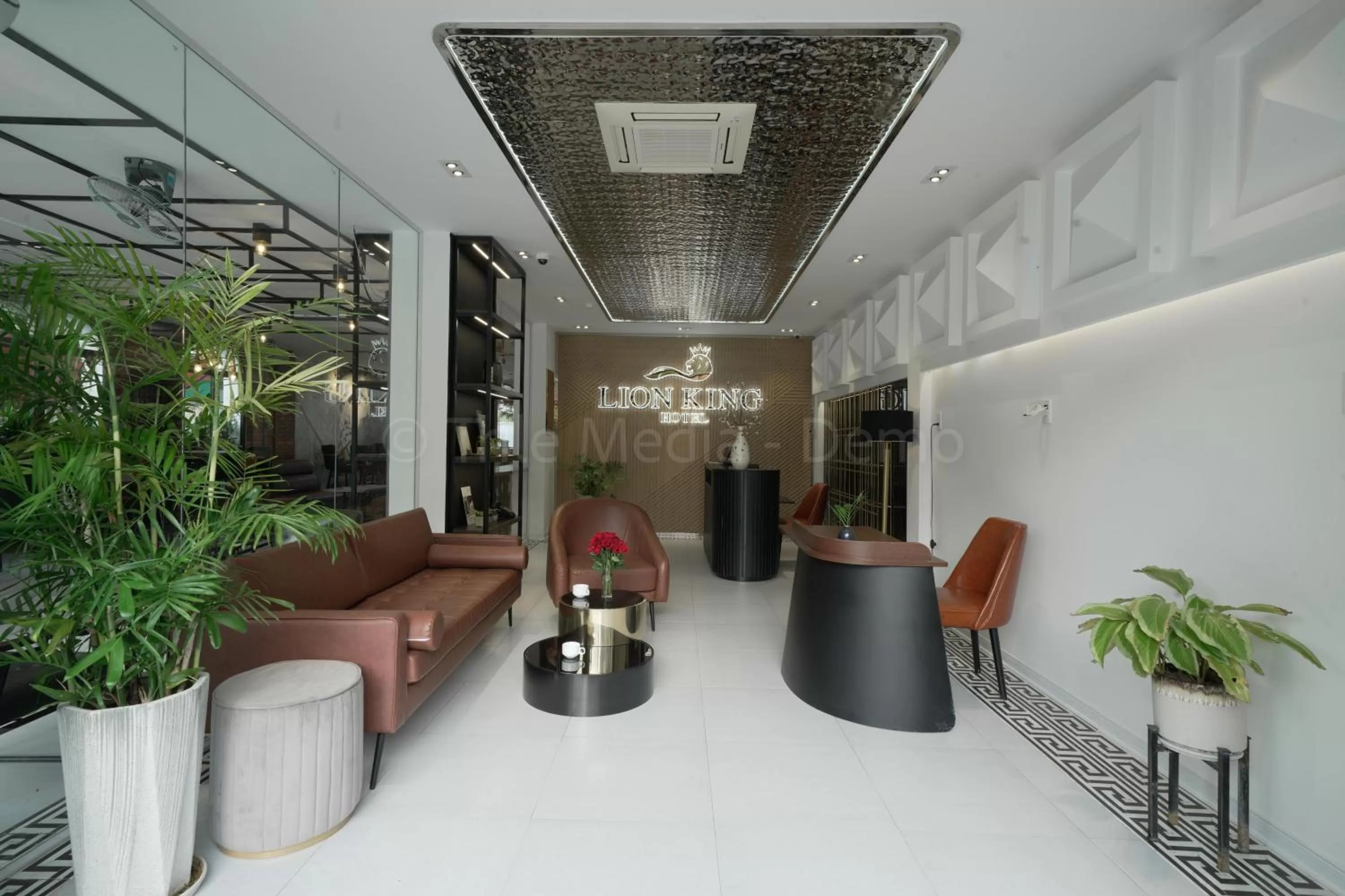 Day in Lion King Hotel