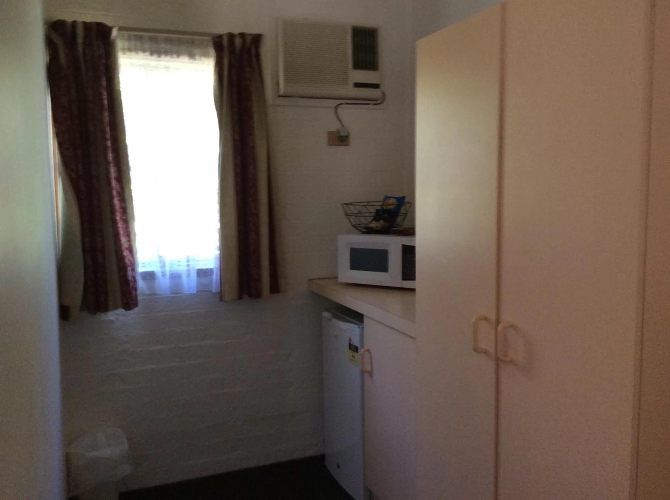 Kitchen or kitchenette in Bega Downs Motor Inn
