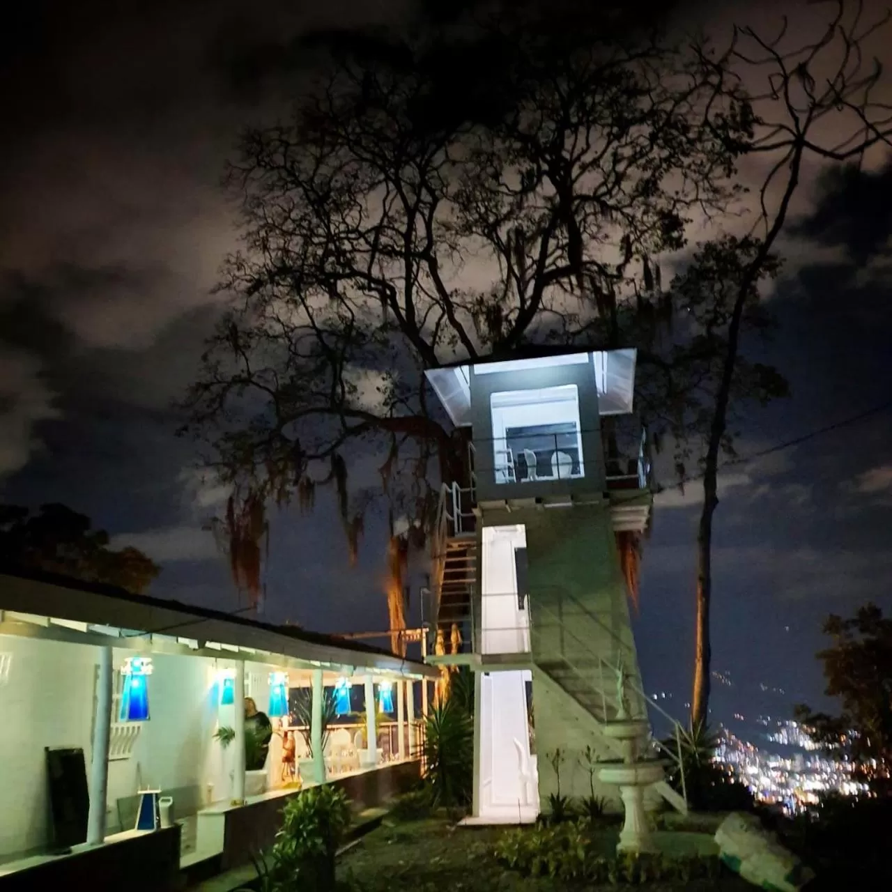 Property Building in HOTEL BOUTIQUE EL FARO BY AROMAX