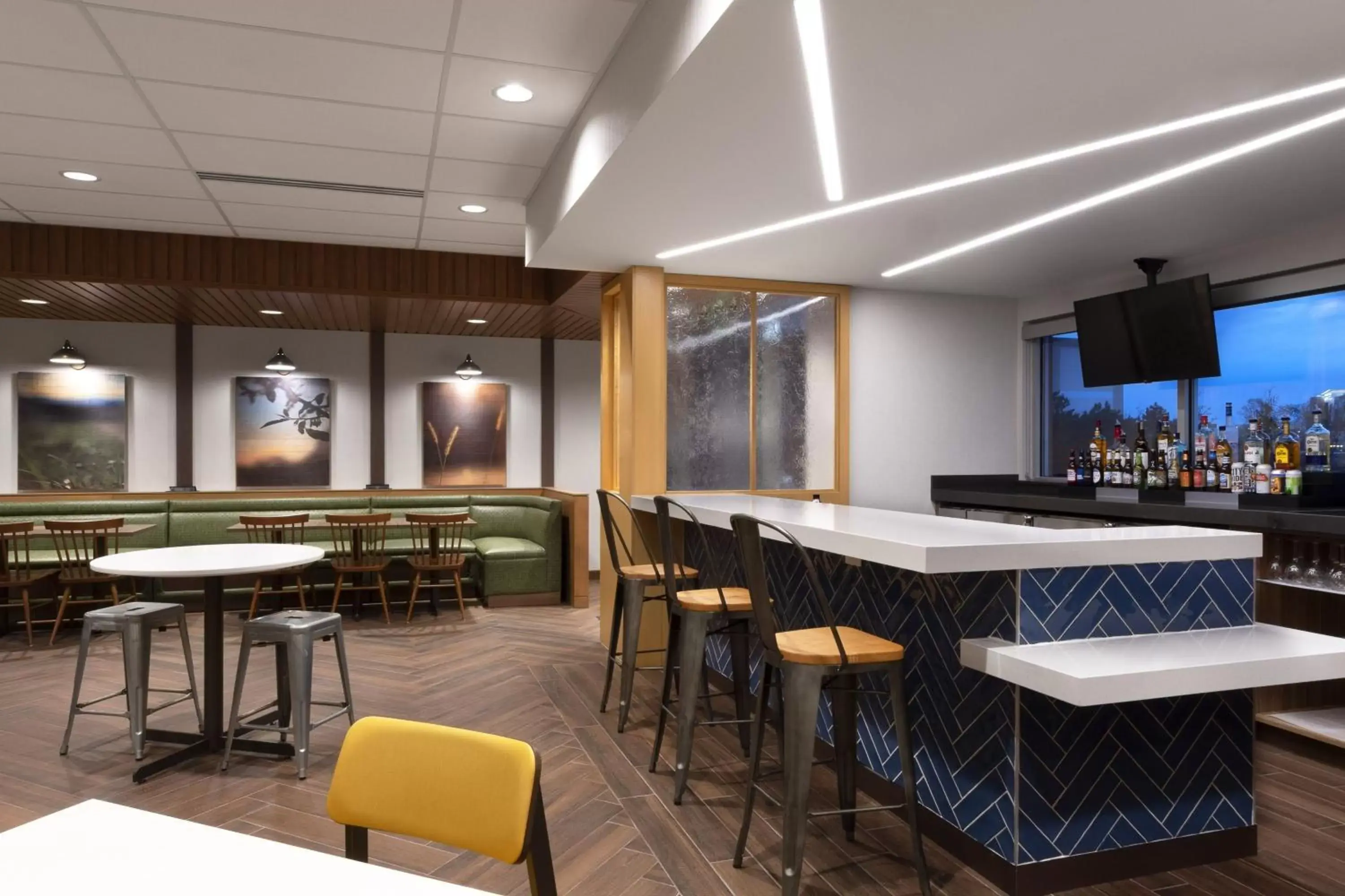 Lobby or reception, Lounge/Bar in Fairfield by Marriott Inn and Suites O Fallon IL