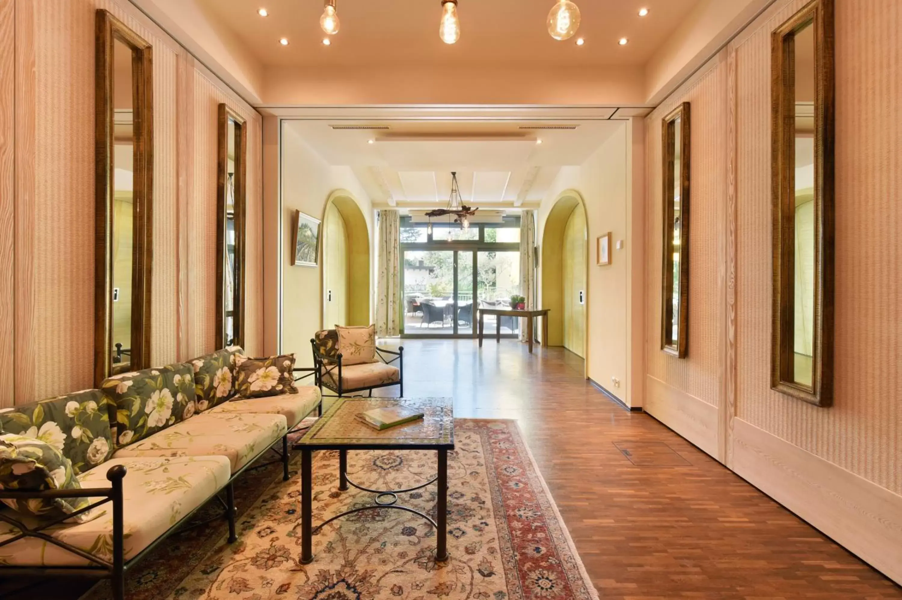 Lobby or reception, Seating Area in Hotel Hirschen in Freiburg-Lehen