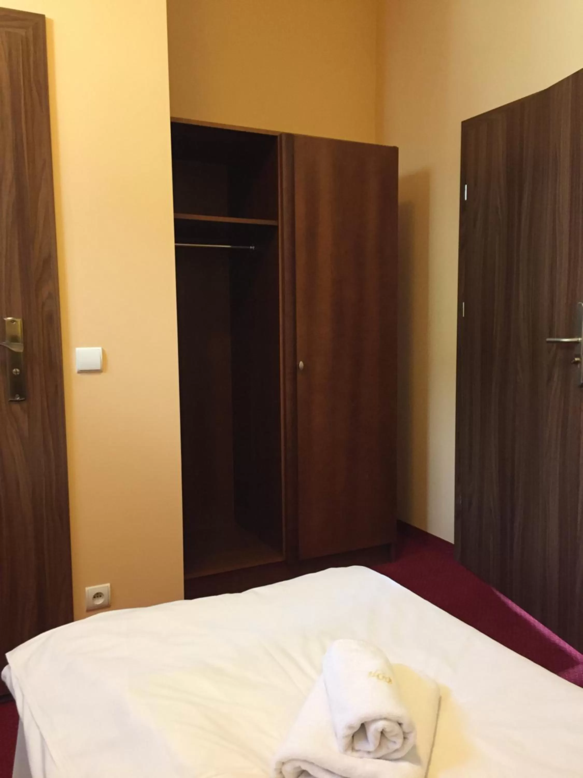 Bed in Virgo B&B Biznes Rumia