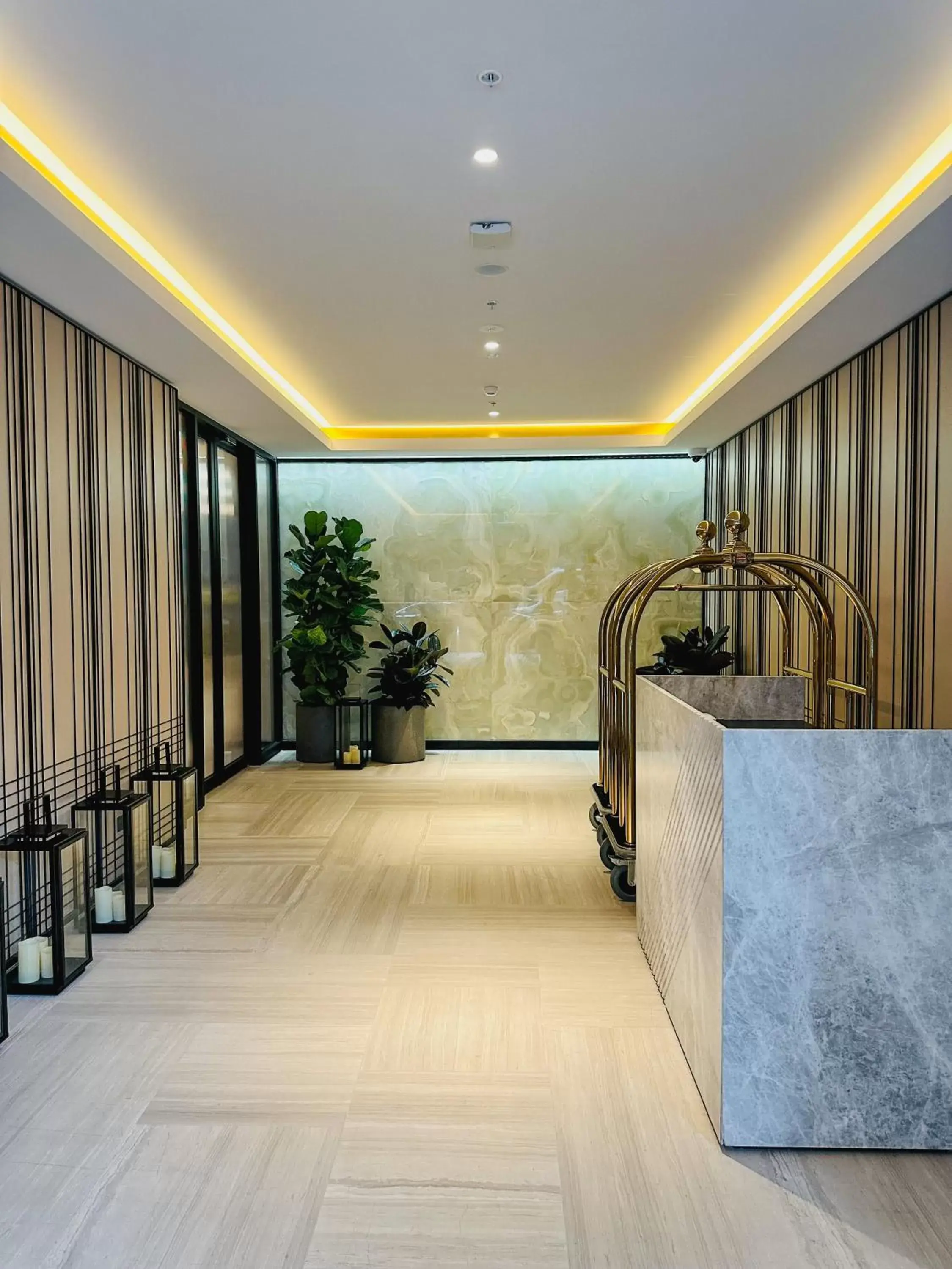 Property building, Lobby/Reception in Dorsett Melbourne