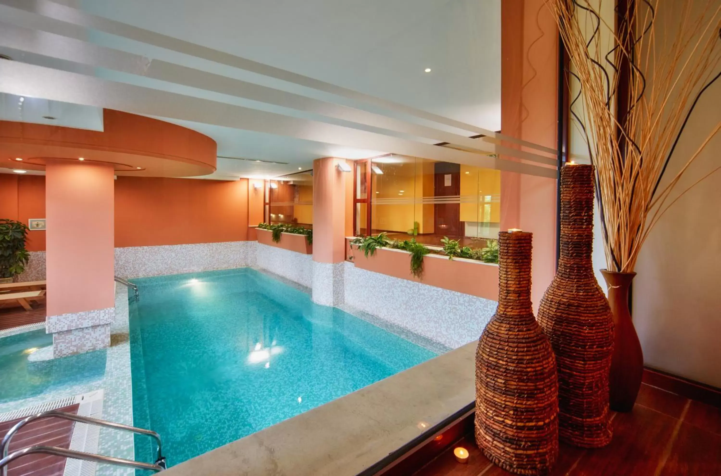 Swimming pool in Yantra Grand Hotel