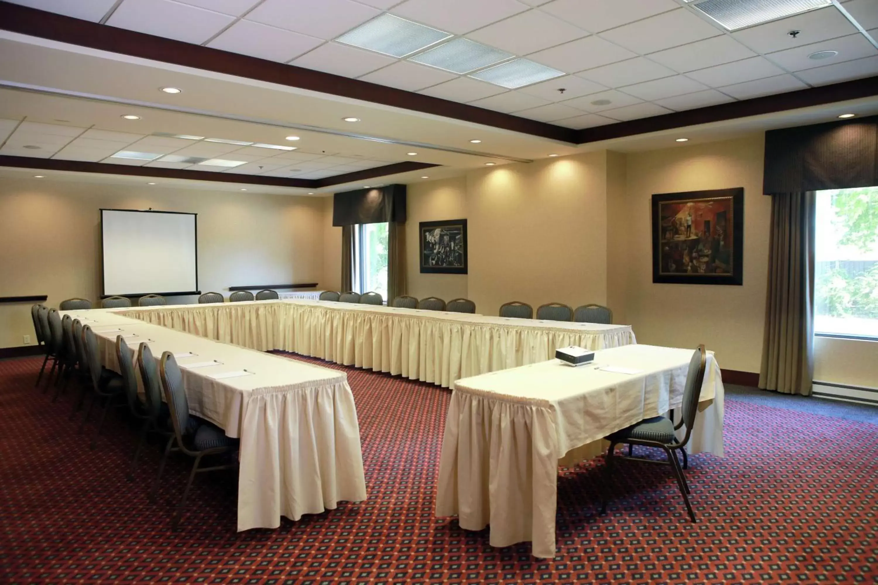 Meeting/conference room in Hampton Inn & Suites Laval