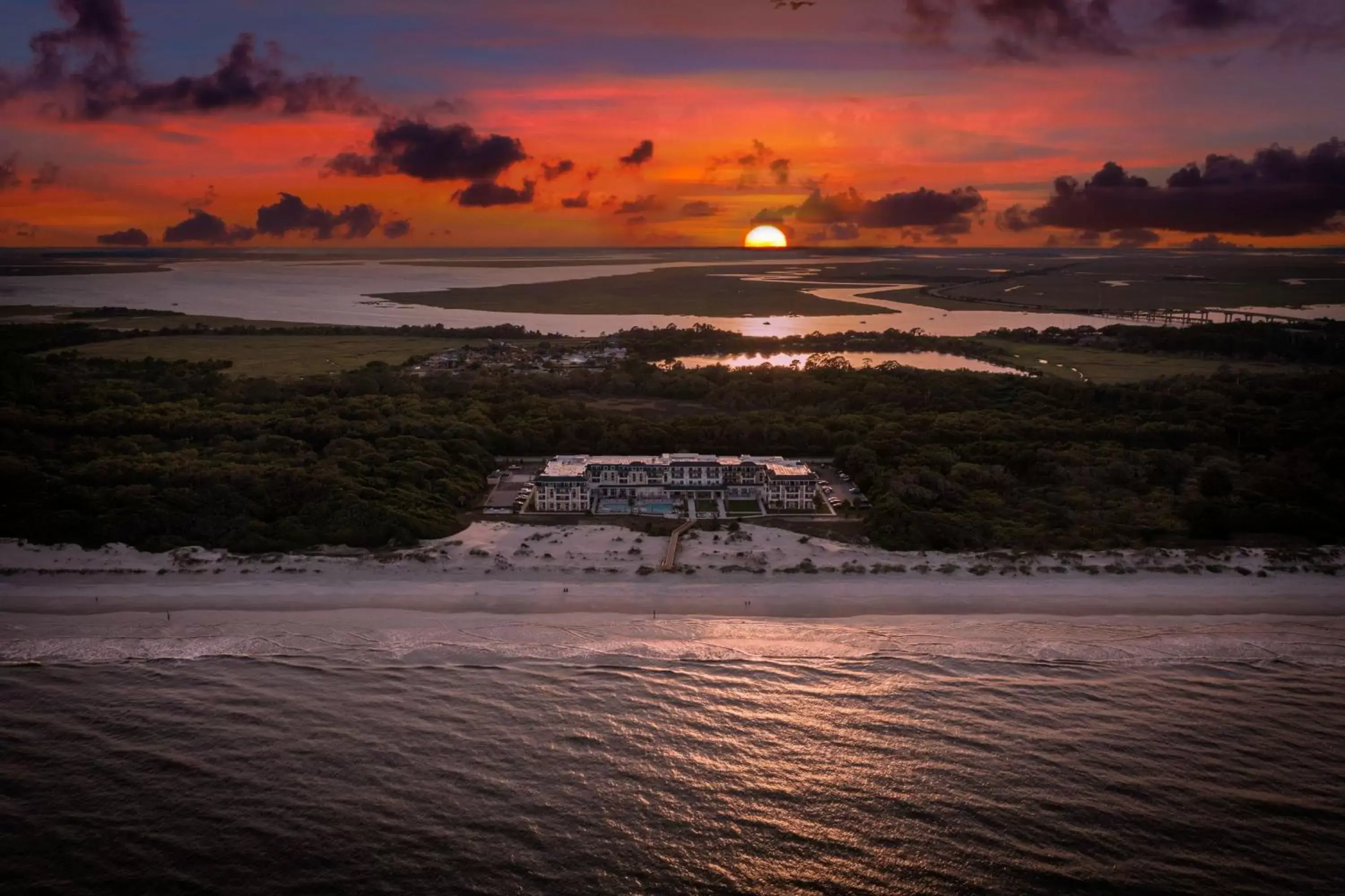 Property building in Residence Inn by Marriott Jekyll Island