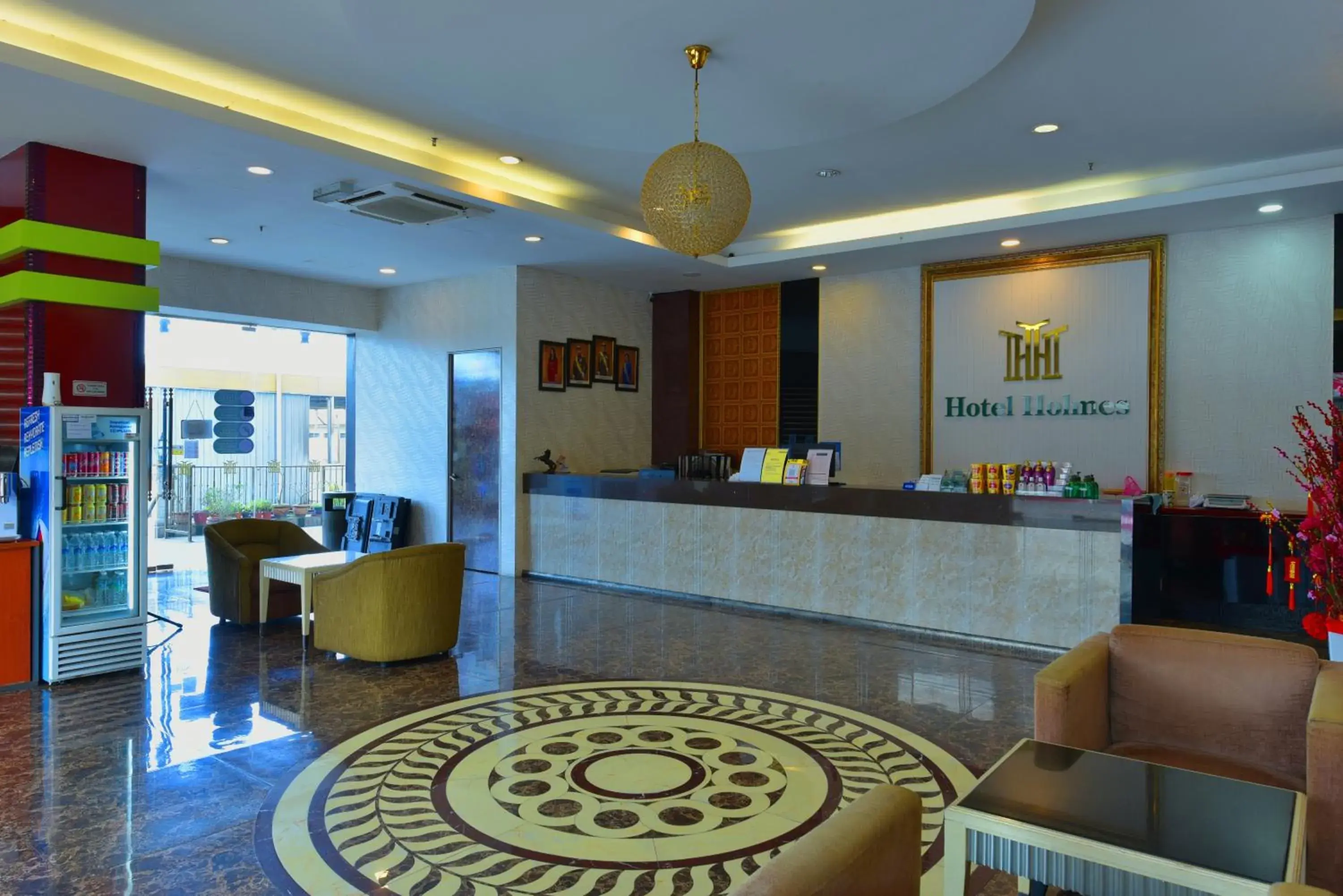 Lobby or reception, Lobby/Reception in Townhouse OAK Hotel Holmes Johor Jaya