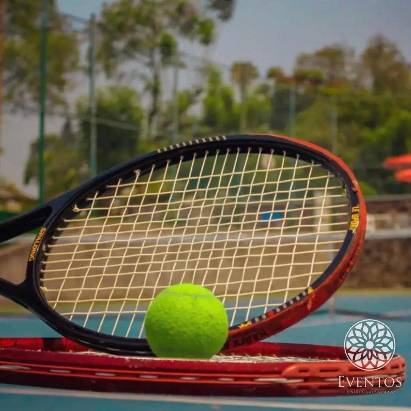 Tennis court, Tennis/Squash in Hotel Coral Cuernavaca Resort & Spa