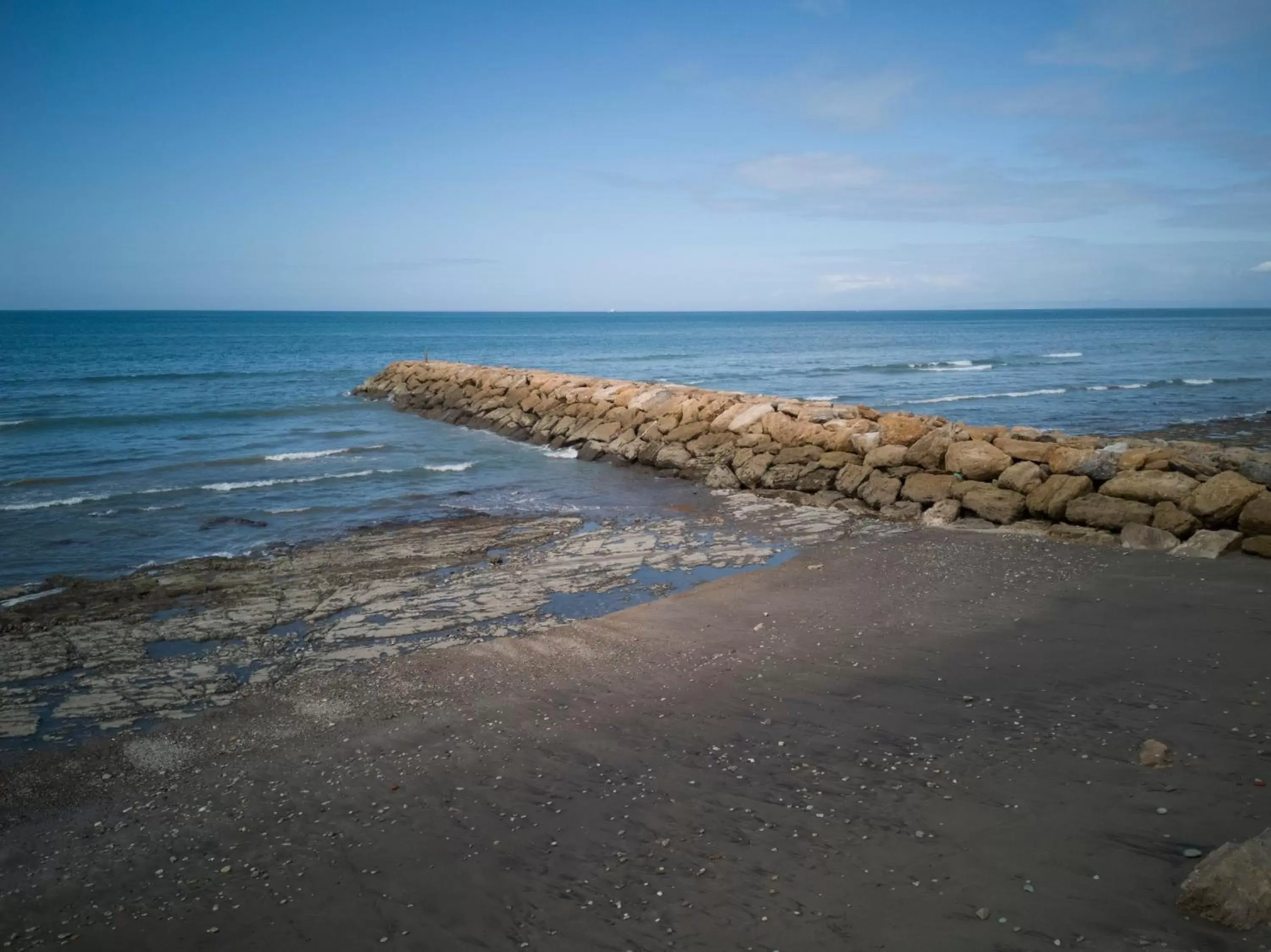 Beach in MantaHost Hotel