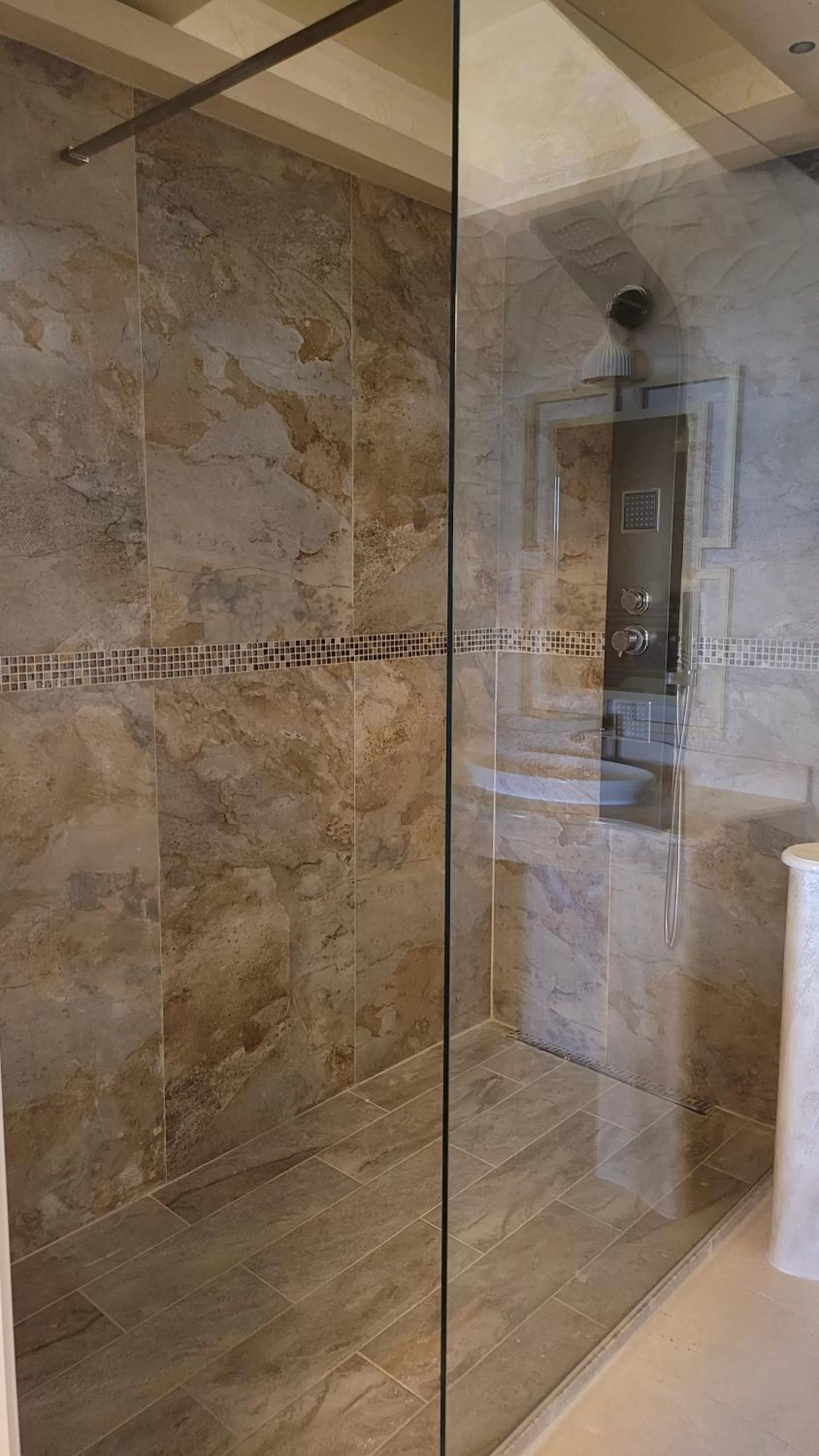 Shower in Terrace Suites Iasi