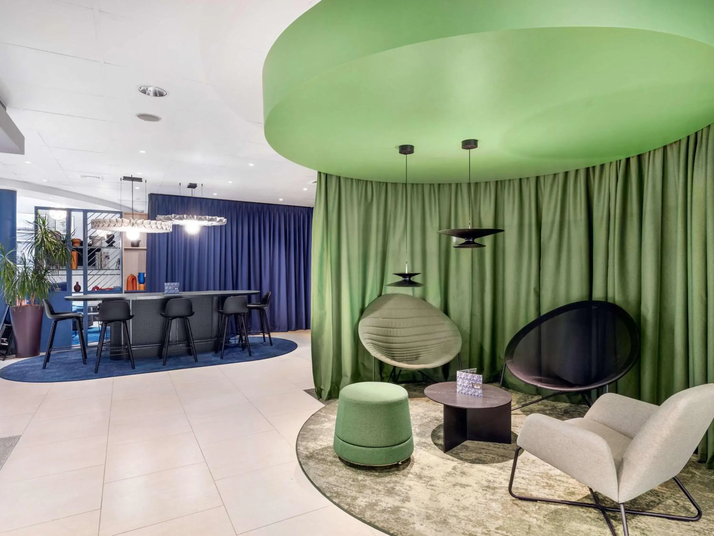 Lounge or bar, Seating Area in Ibis Budapest Centrum