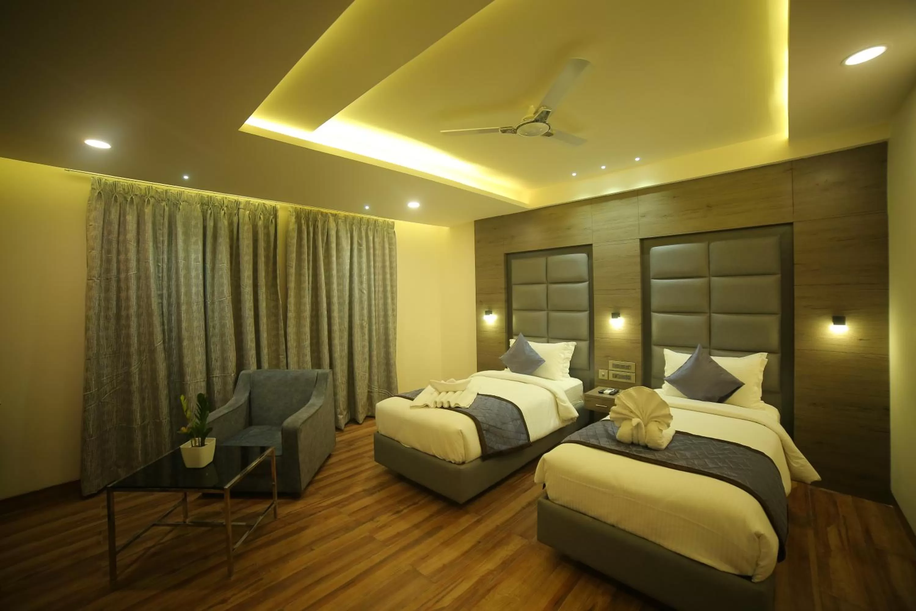 Photo of the whole room, Bed in Sree Fortune Grand, Tadepalli