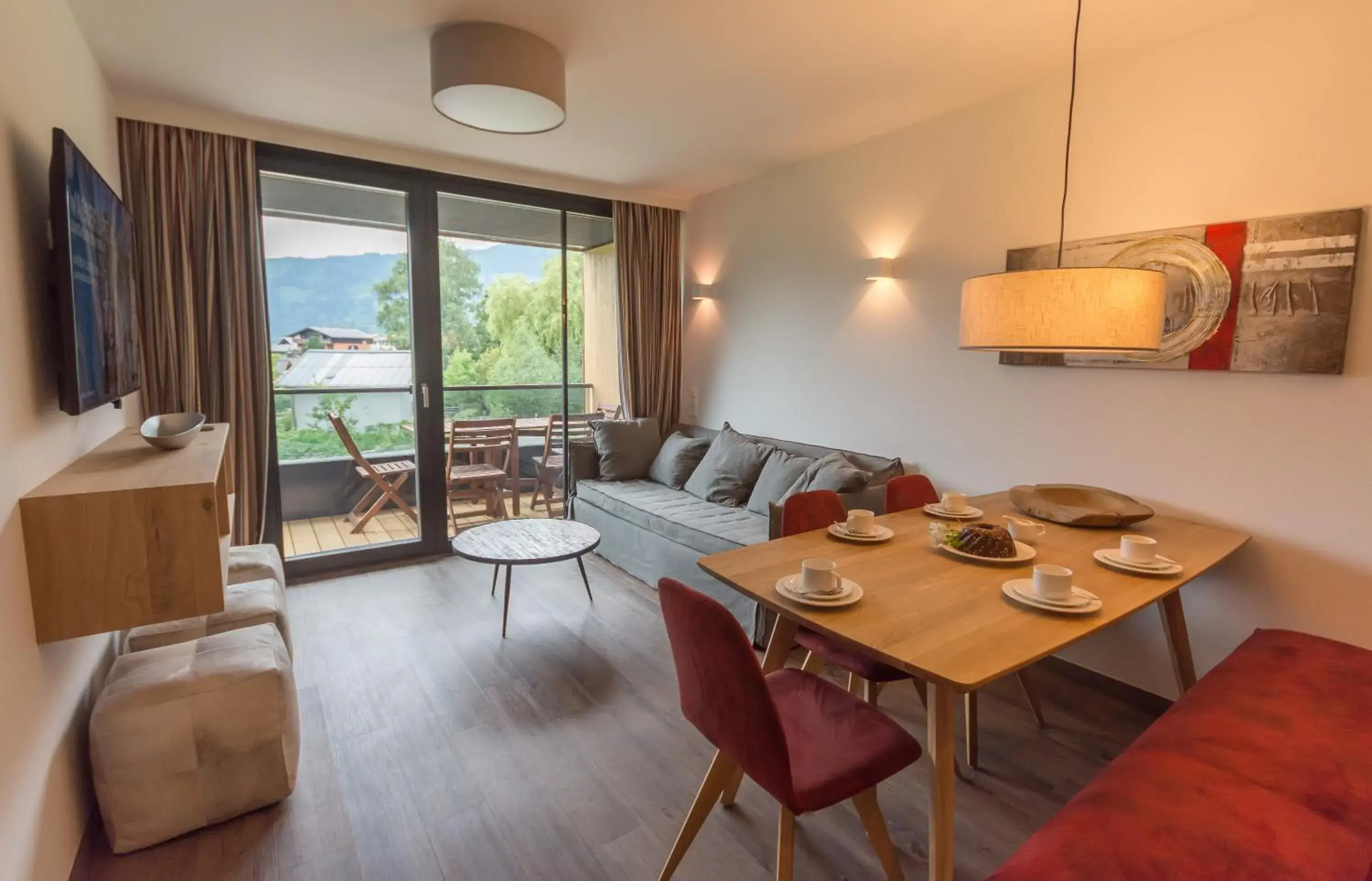 Living room, Dining Area in Schonblick