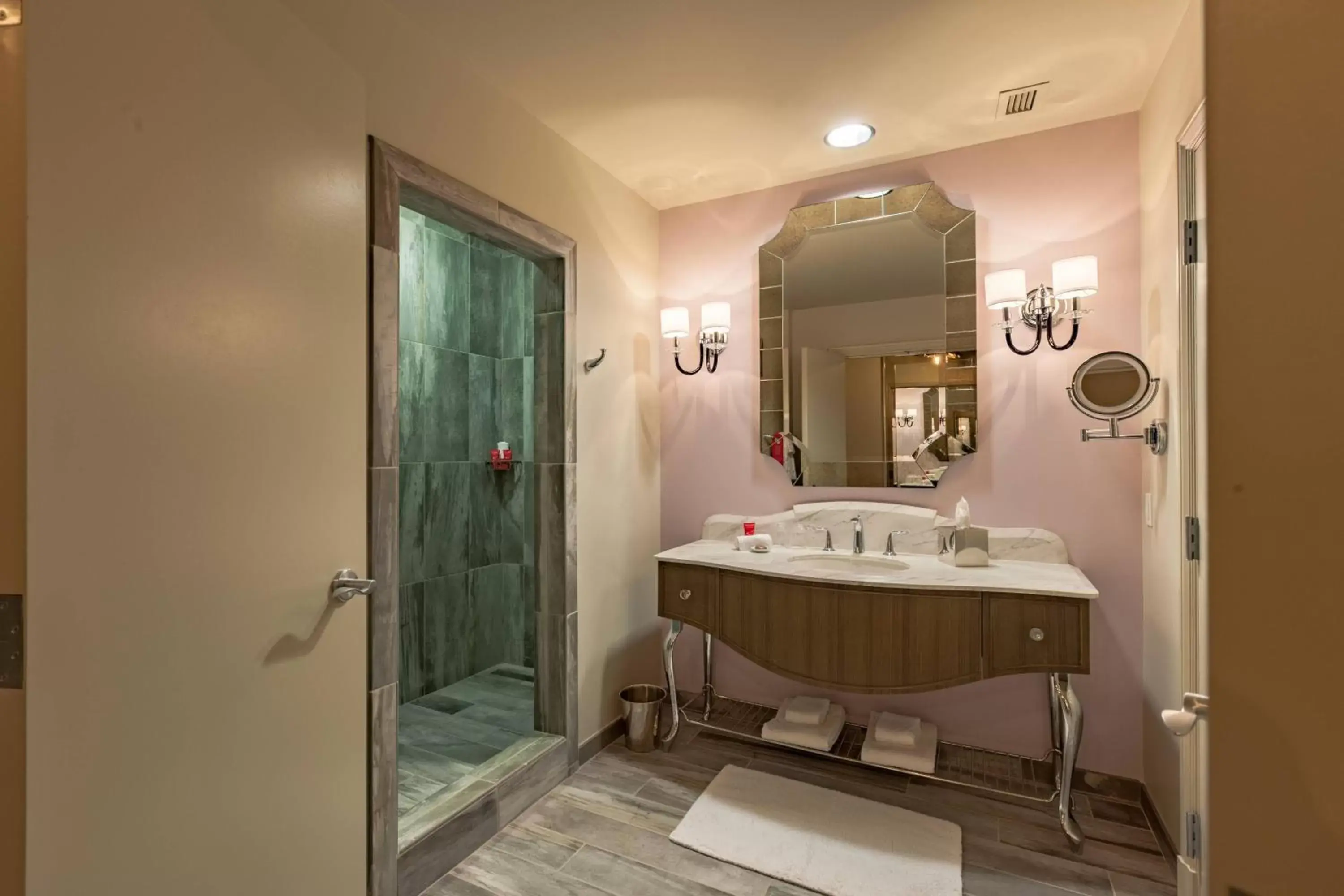 Bathroom in Grand Bohemian Hotel Mountain Brook, Autograph Collection