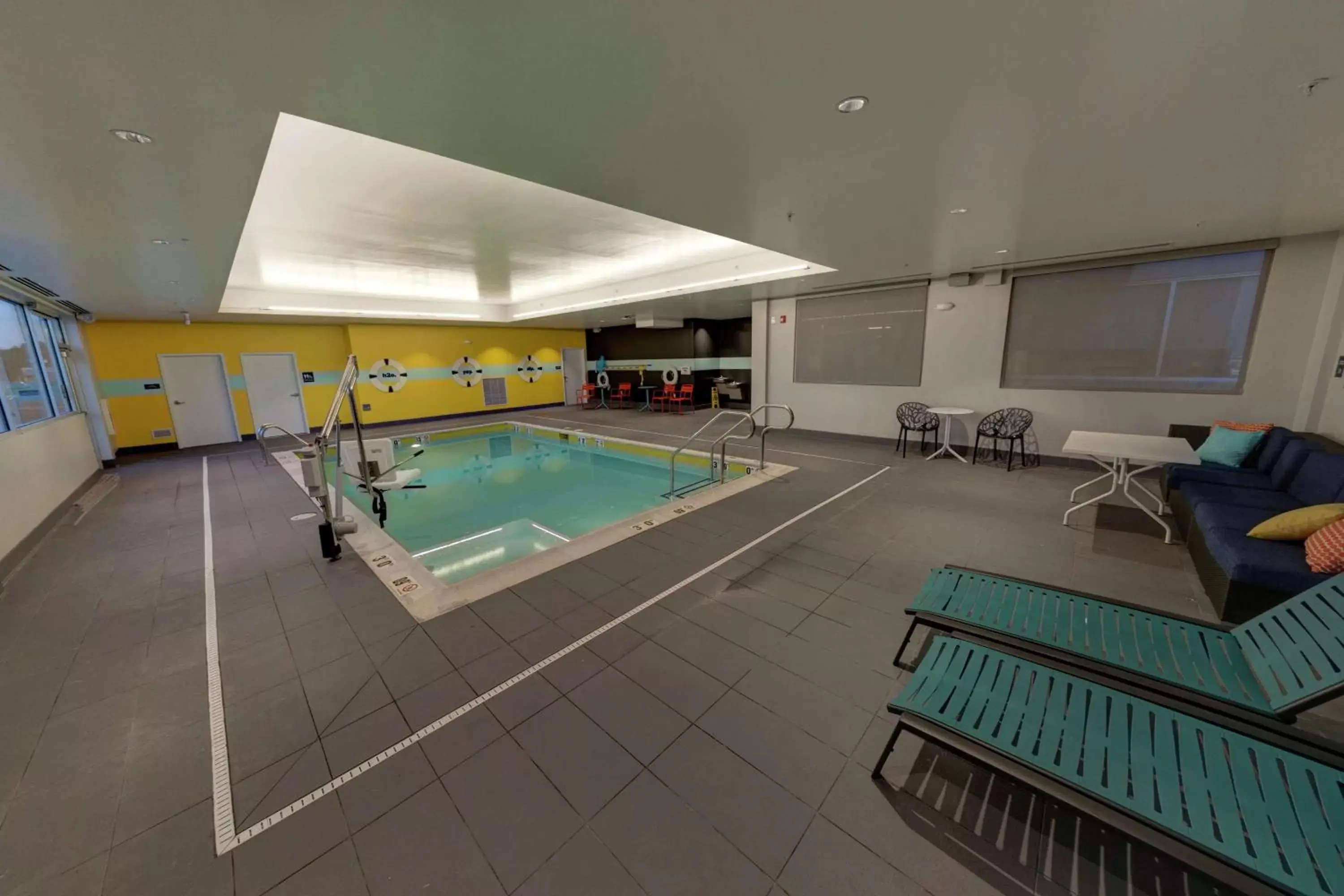 Pool view, Swimming Pool in Tru By Hilton Georgetown