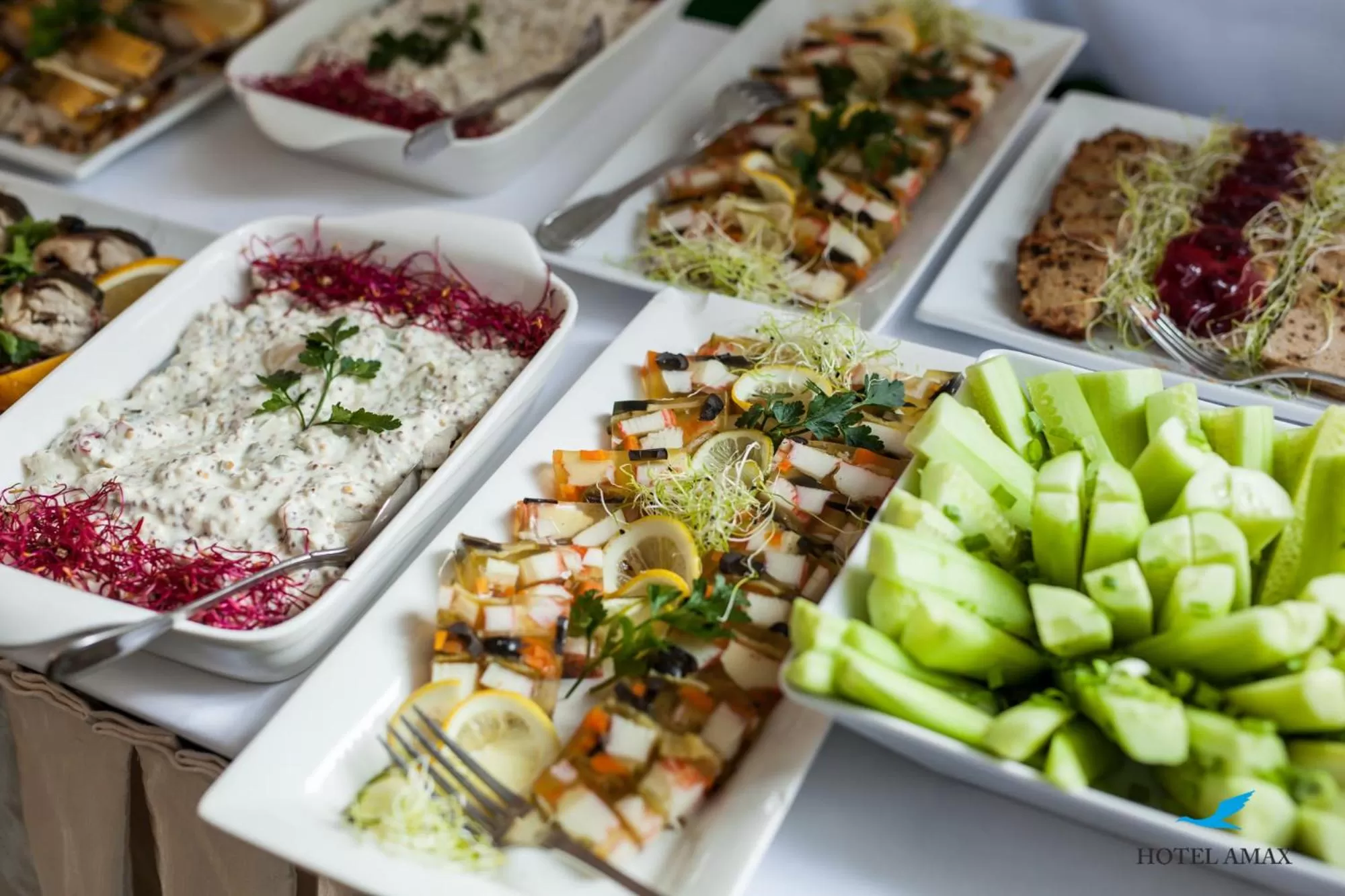 Restaurant/places to eat in Amax Boutique Hotel