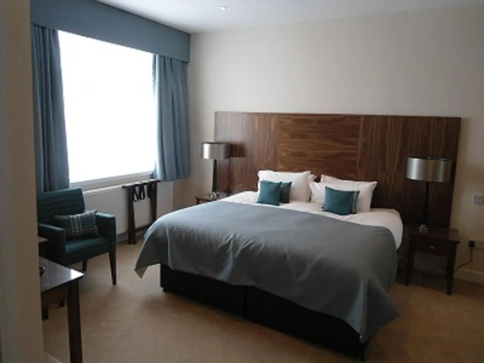 Bedroom, Bed in Links Hotel