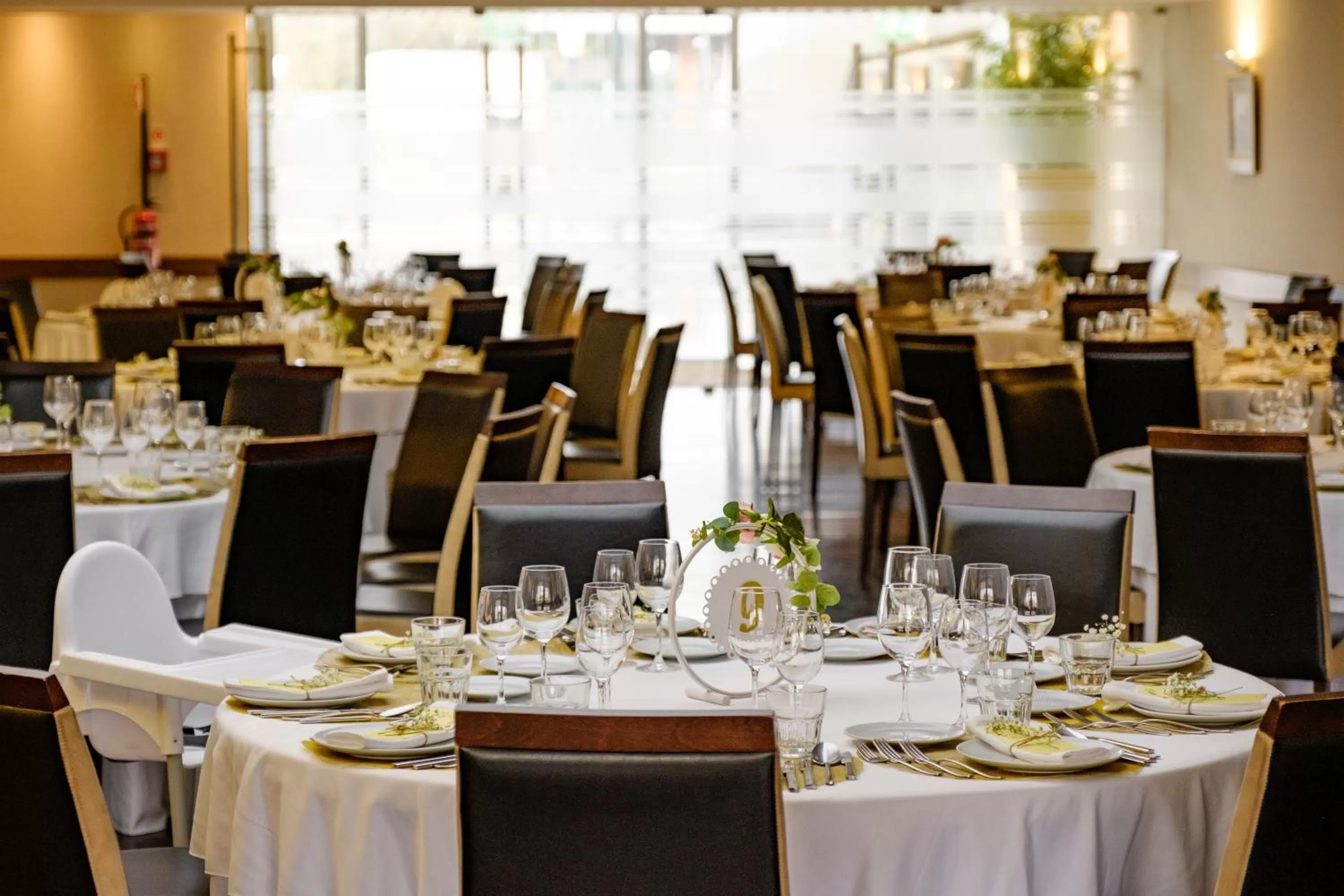 Restaurant/places to eat in Hotel Lux Fatima