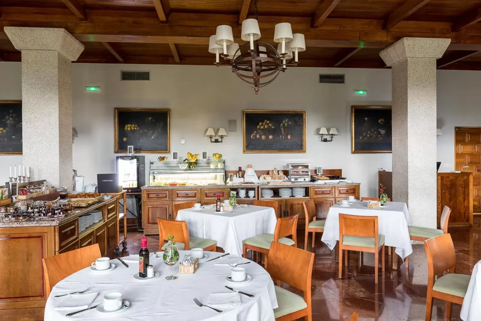 Buffet breakfast, Restaurant/Places to Eat in Parador de Tui