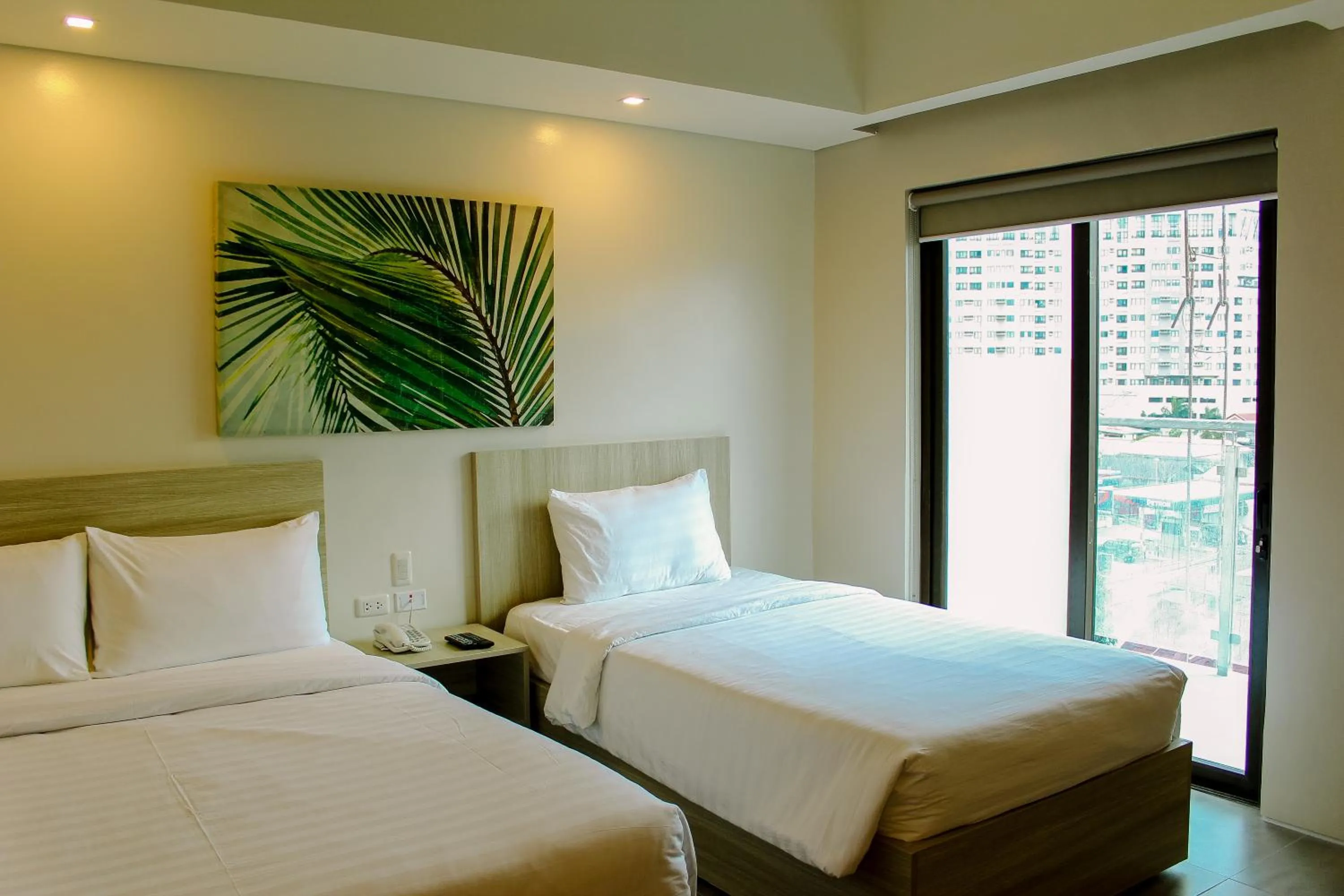 Bedroom, Bed in Mabolo Royal Hotel