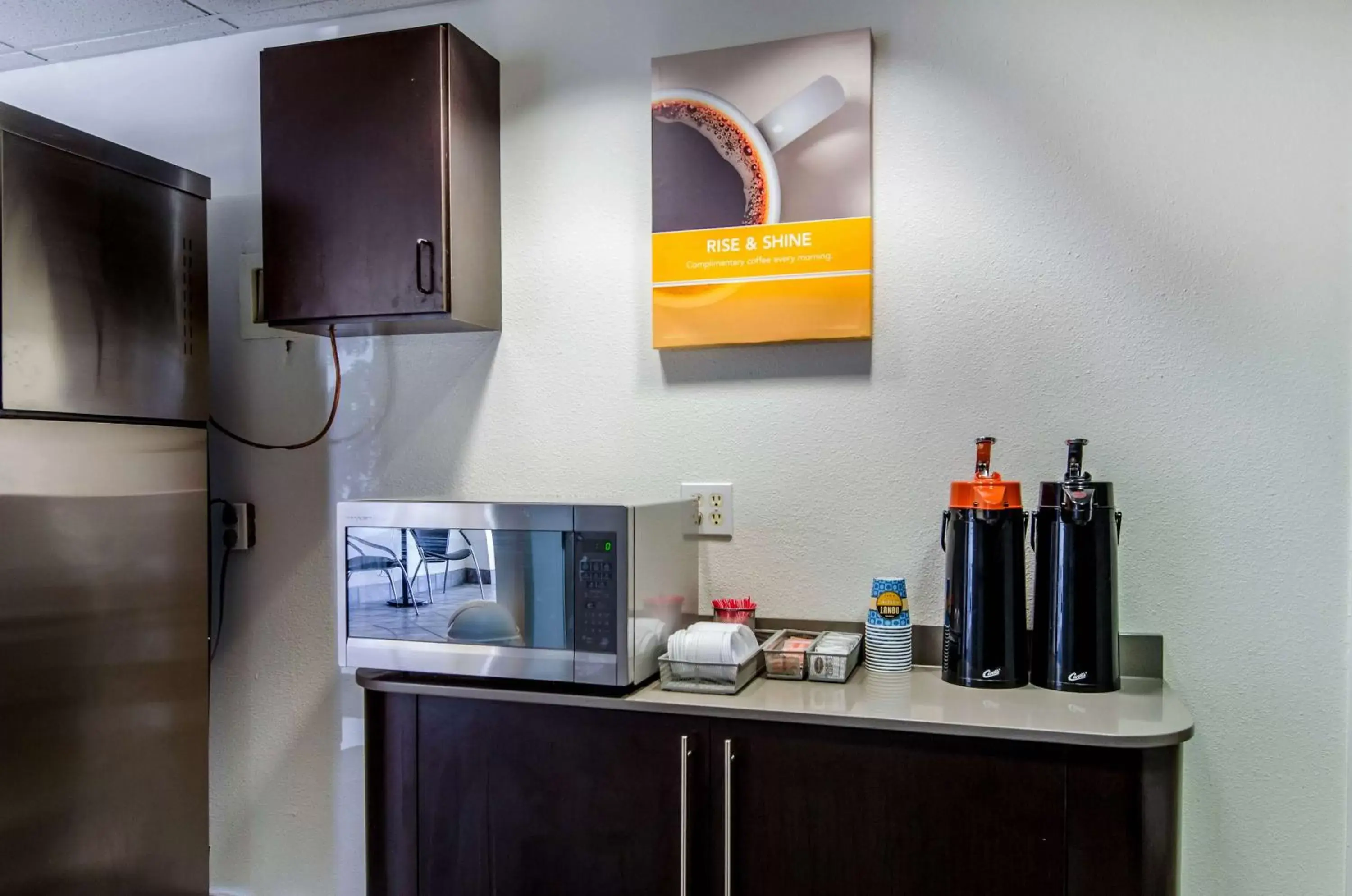 On site, Kitchen/Kitchenette in Motel 6-Wheatland, WY