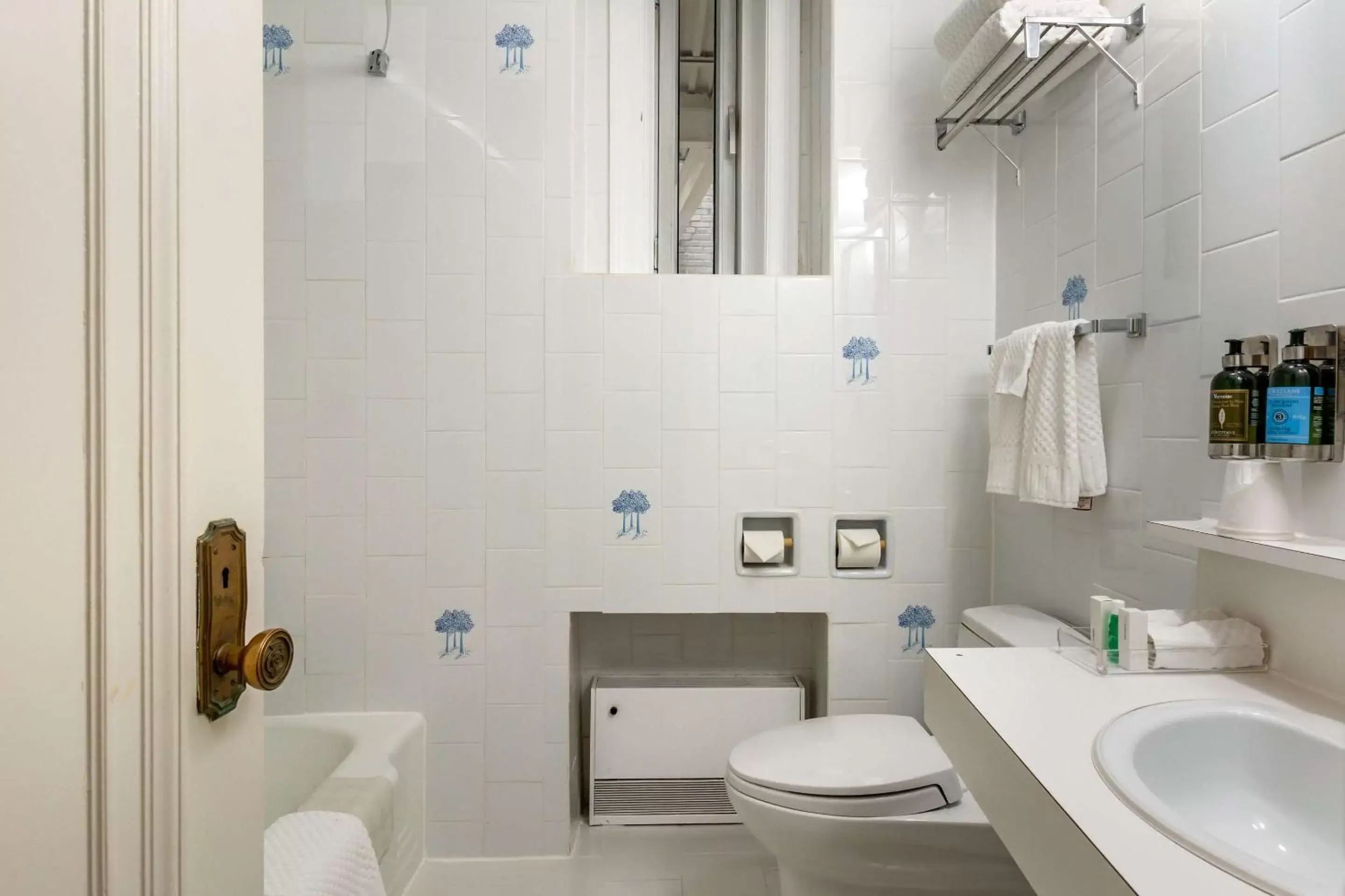 Bathroom in The Fort Garry Hotel, Spa and Conference Centre, Ascend Hotel Collection