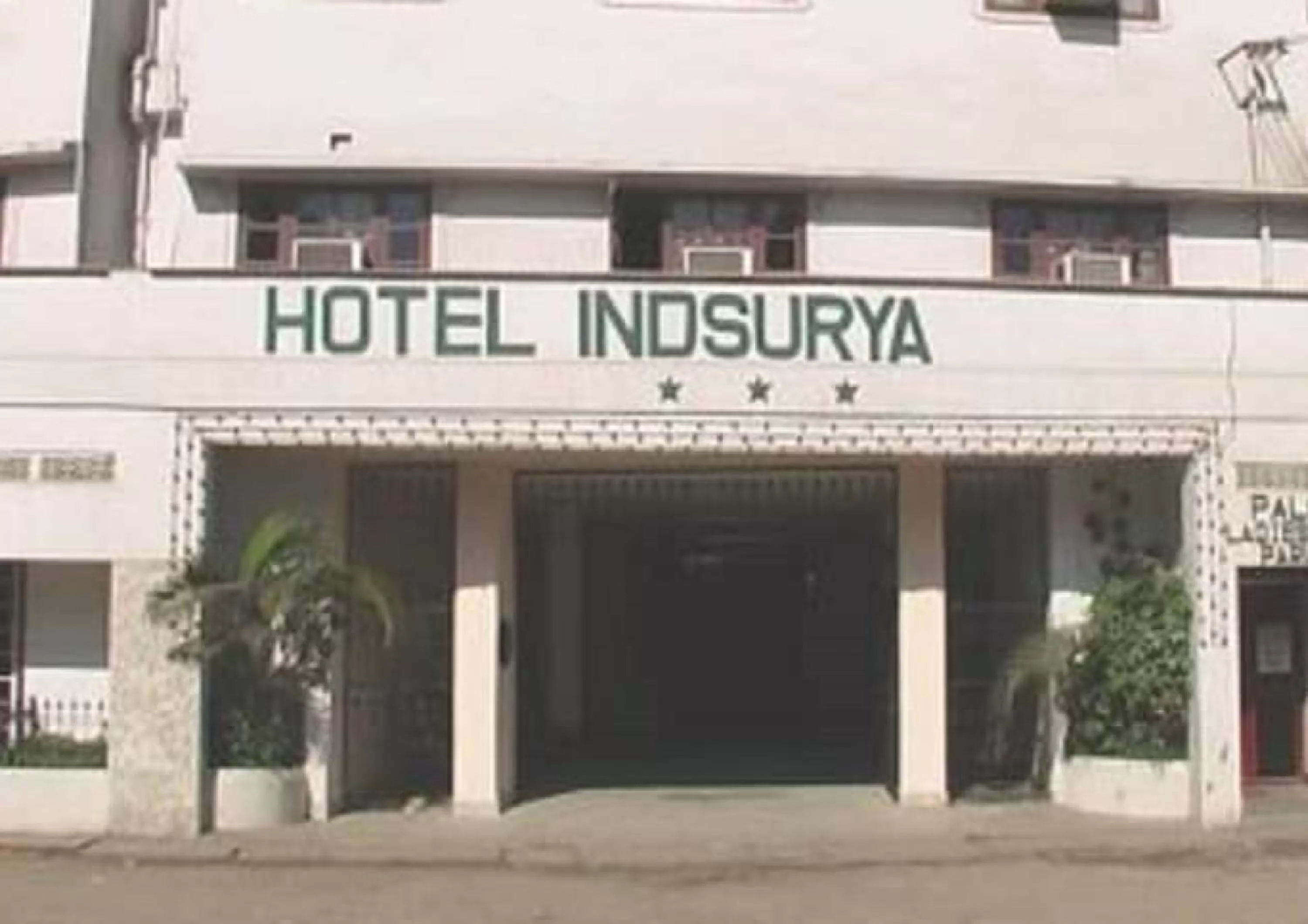 Facade/entrance in Hotel Indsurya