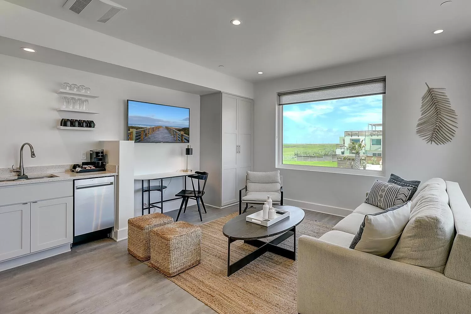 Living room in Lively Beach
