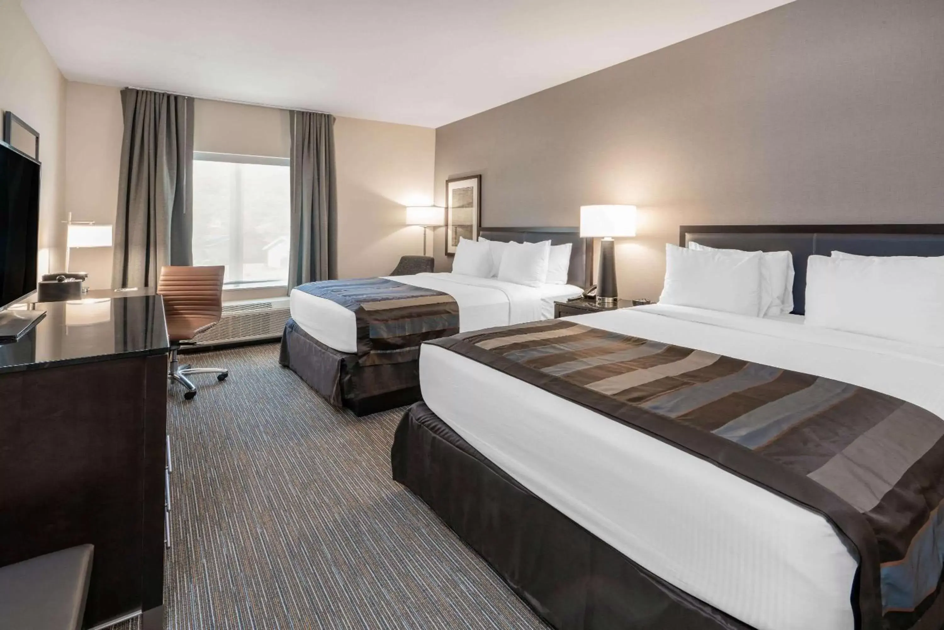 Queen Room with Two Queen Beds and Bath Tub - Mobility Accessible/Non-Smoking in Wingate by Wyndham Moab Queen Room with Two Queen Beds and Bath Tub - Mobility Accessible/Non-Smoking in Wingate by Wyndham Moab