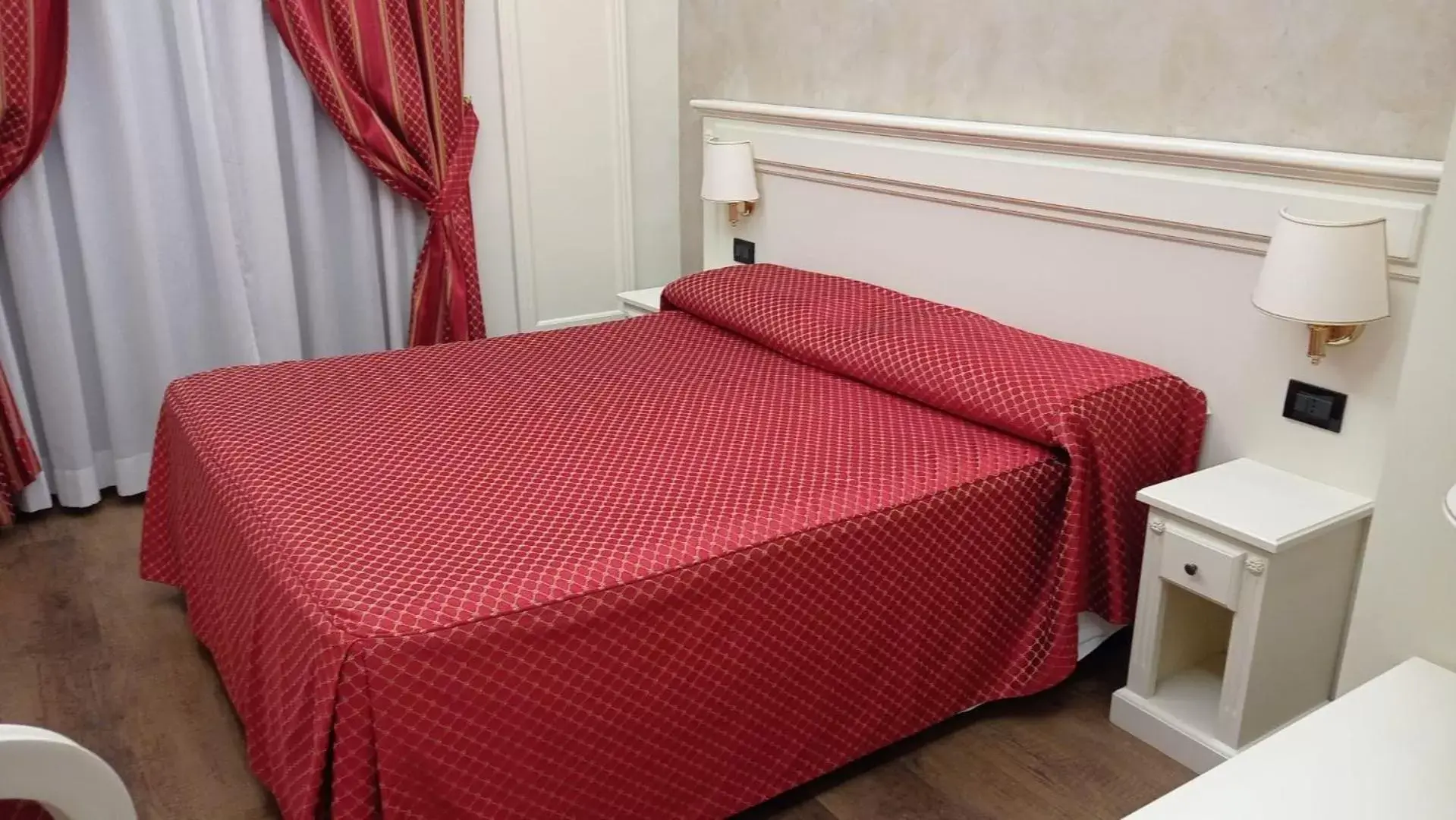 Photo of the whole room, Bed in Hotel Galimberti