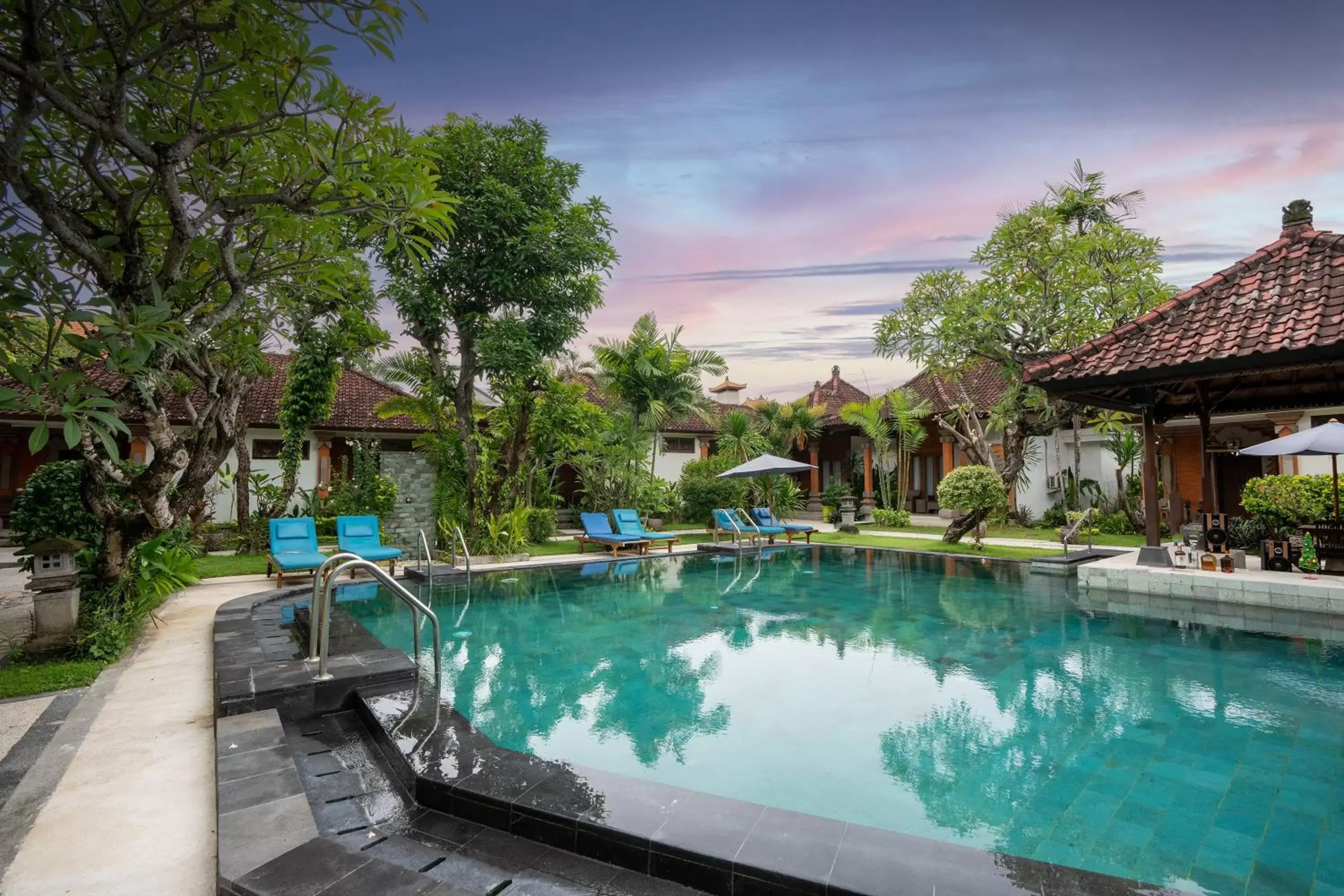 Swimming Pool in Sinar Bali Hotel