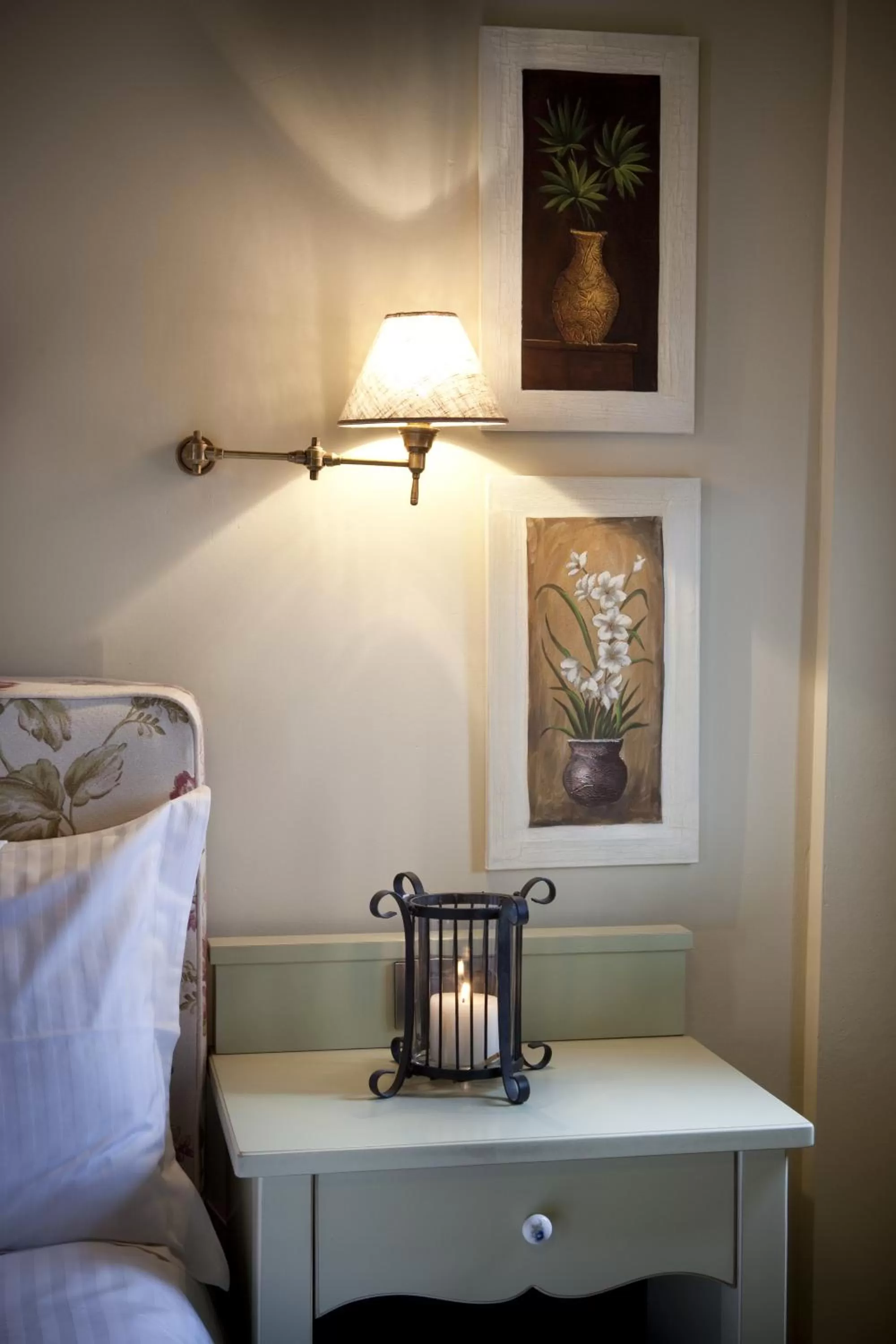 Decorative detail in Kazarma Hotel