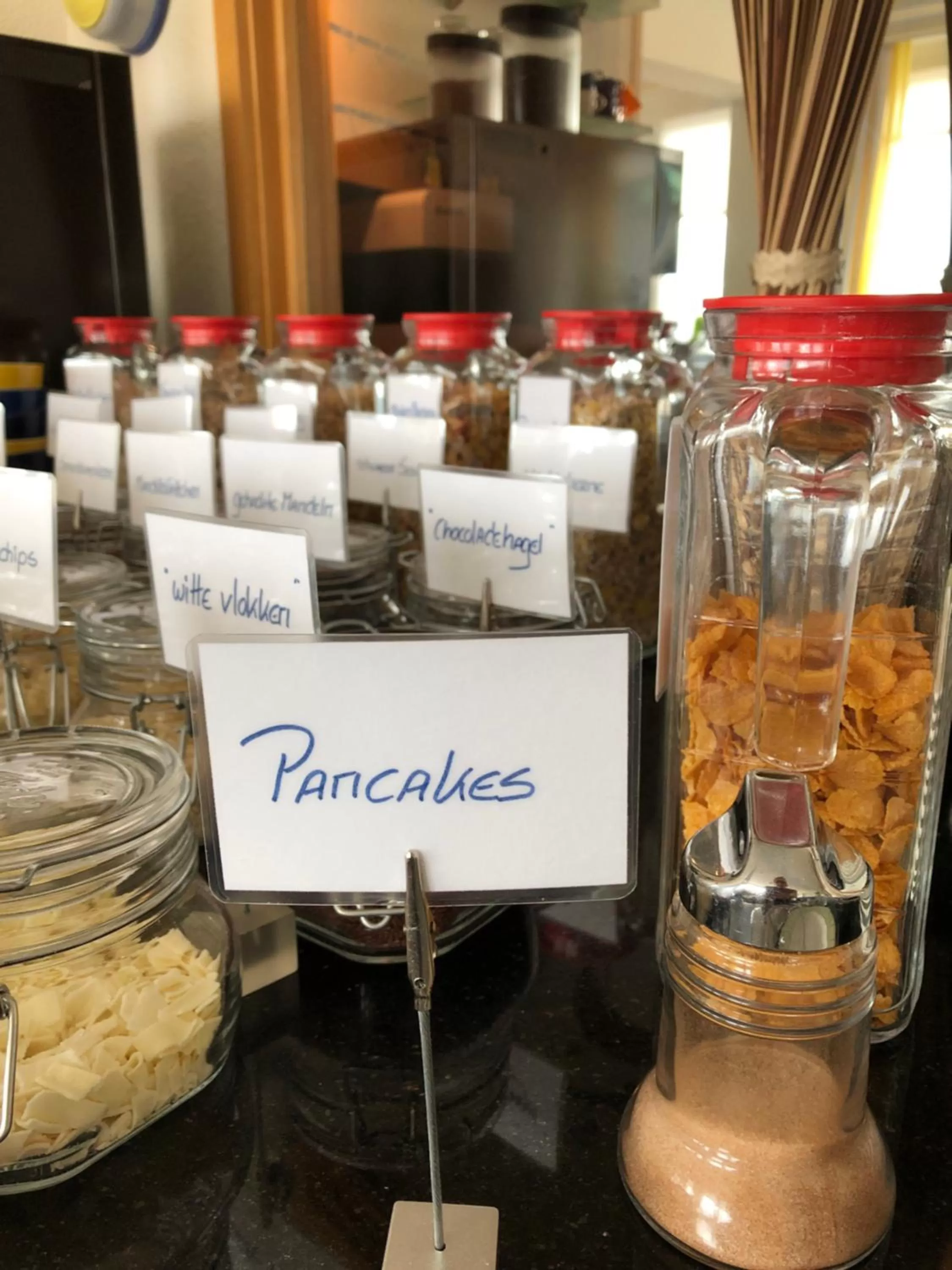 Buffet breakfast in Hotel Peterchens Mondfahrt