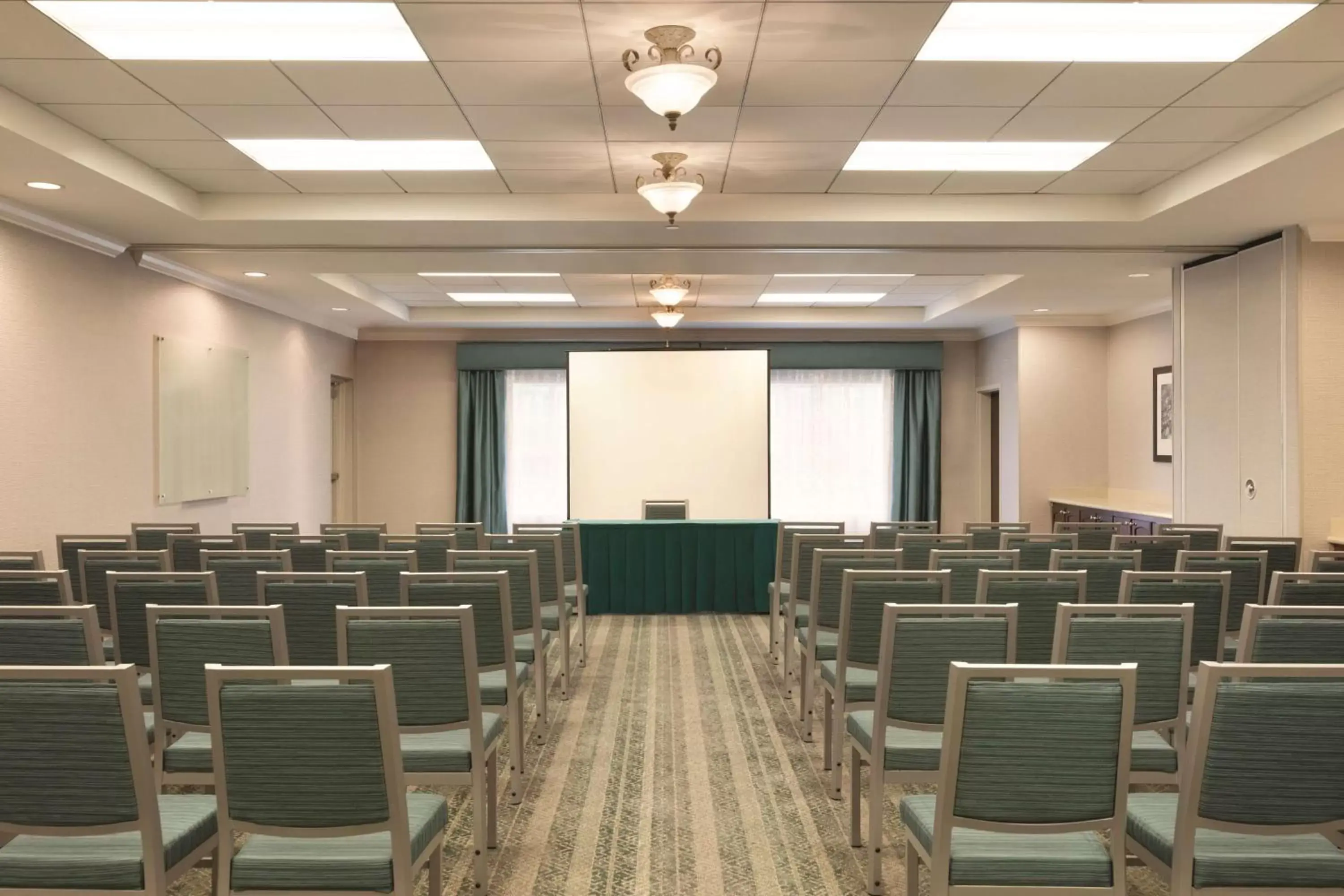 Meeting/conference room in Homewood Suites by Hilton Detroit-Troy