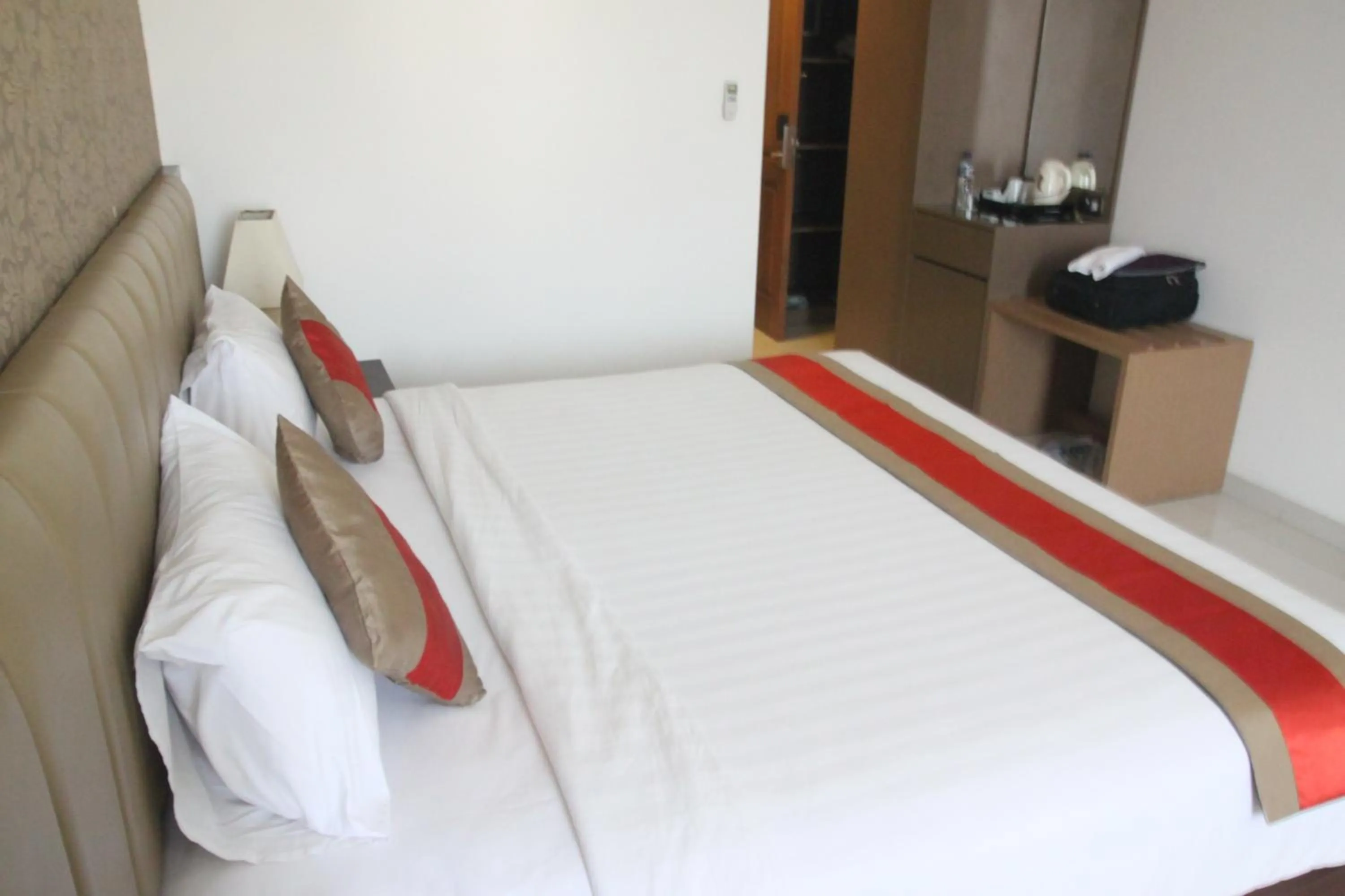 Bedroom, Bed in Hotel on The Rock