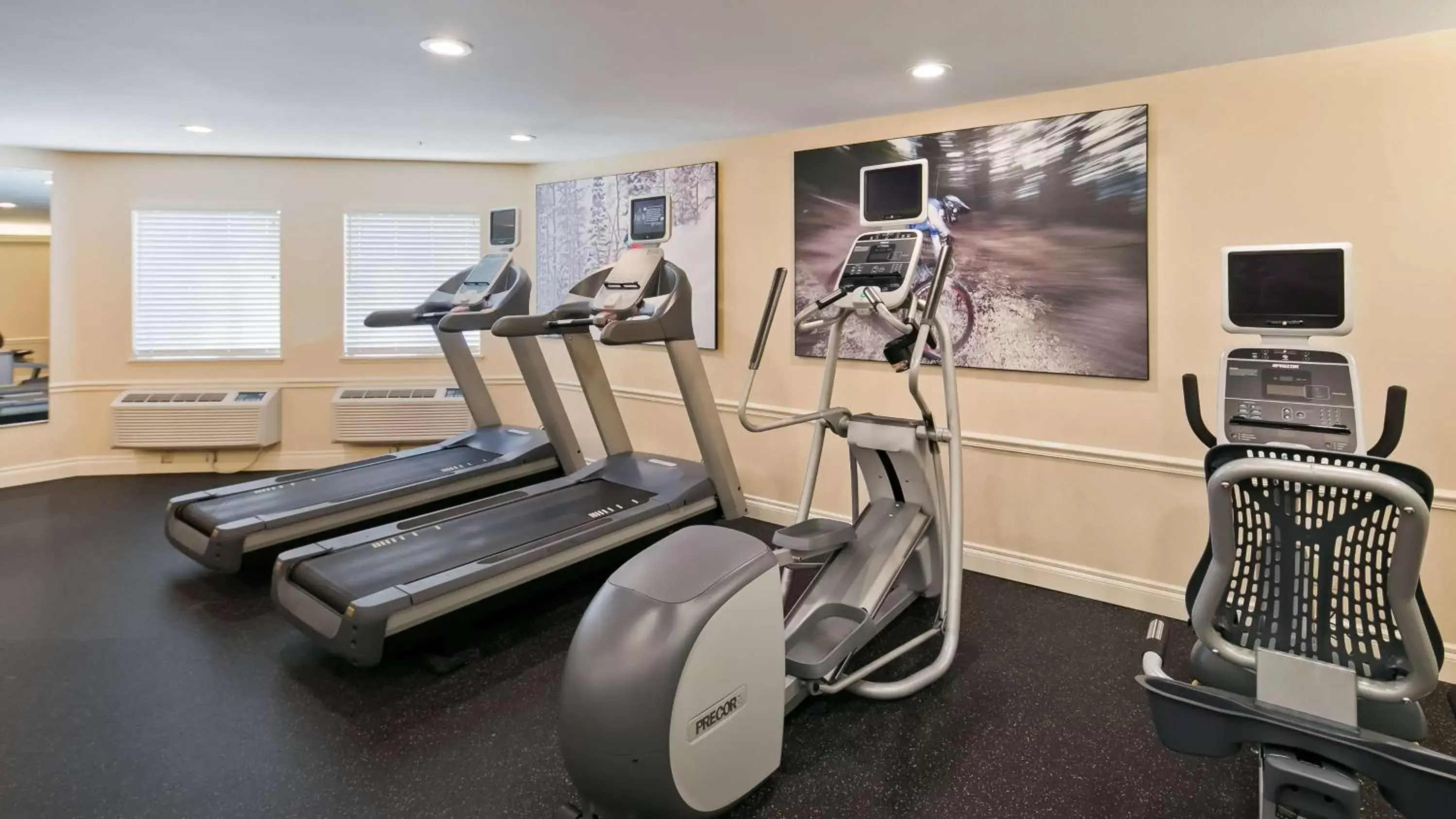 Fitness centre/facilities, Fitness Center/Facilities in Best Western Premier Plaza Hotel and Conference Center