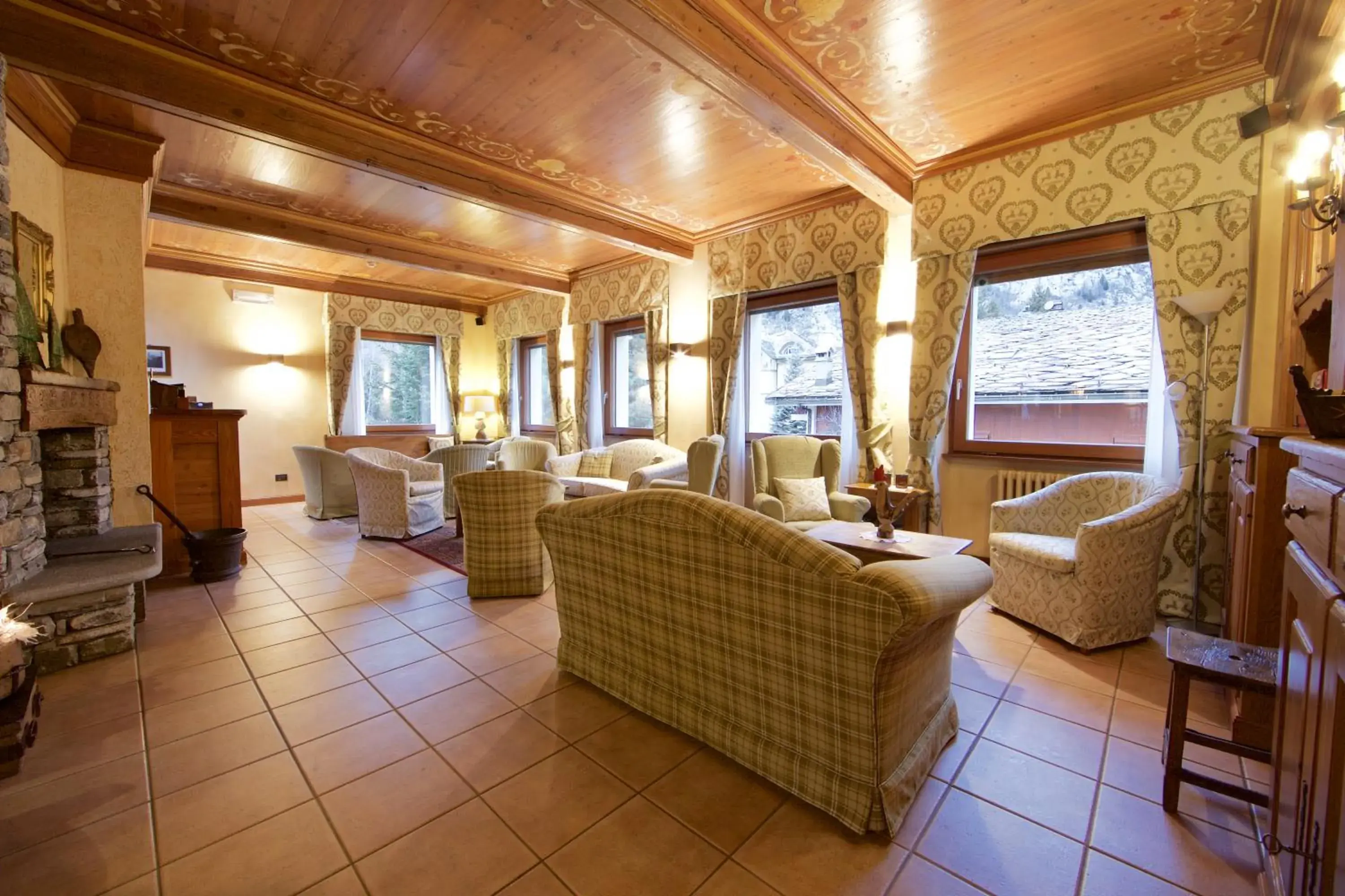 Lounge or bar, Seating Area in Hotel Croux