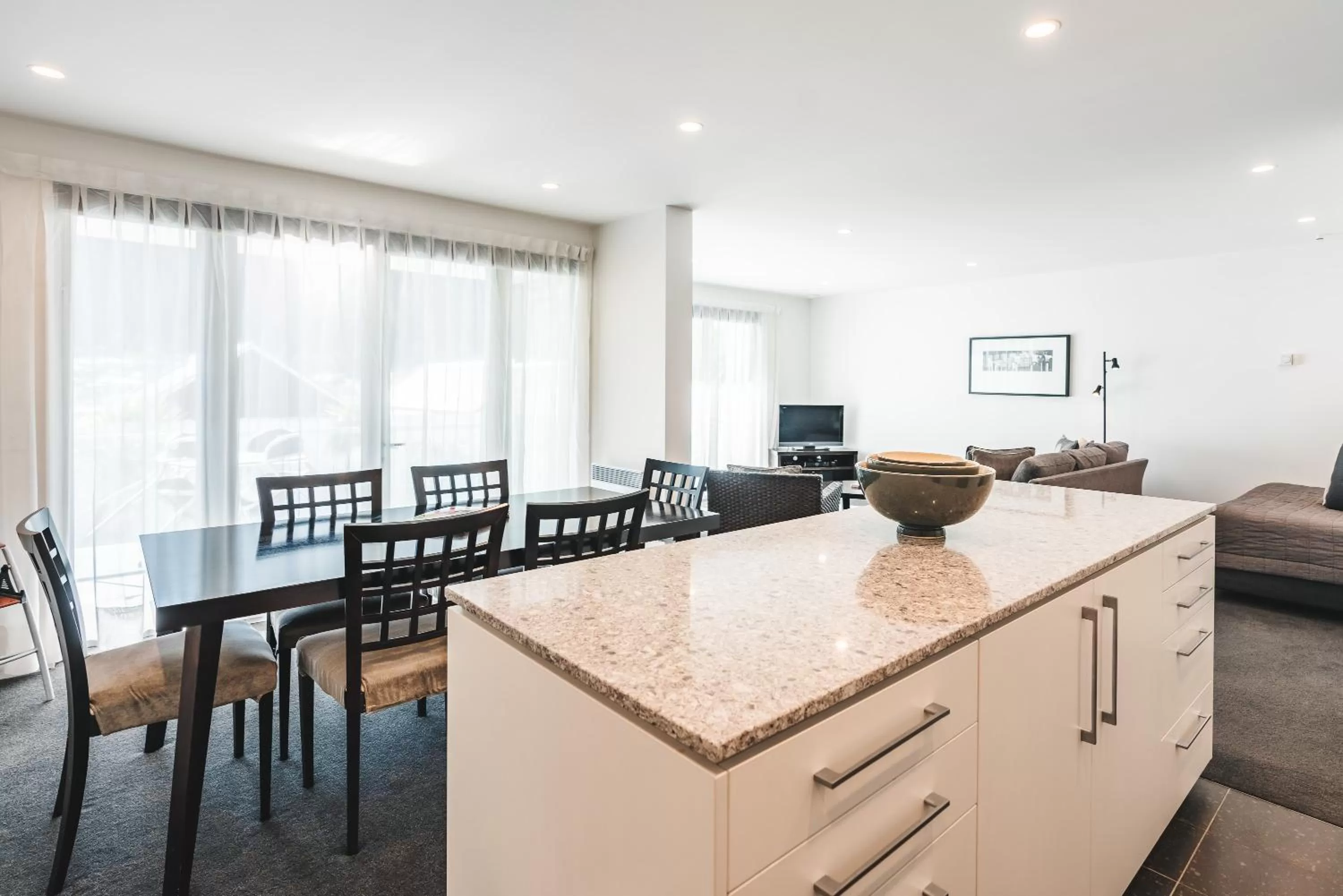Dining area in Blue Peaks Apartments