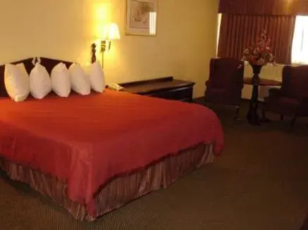 Bed in America's Best Value Inn and Suites