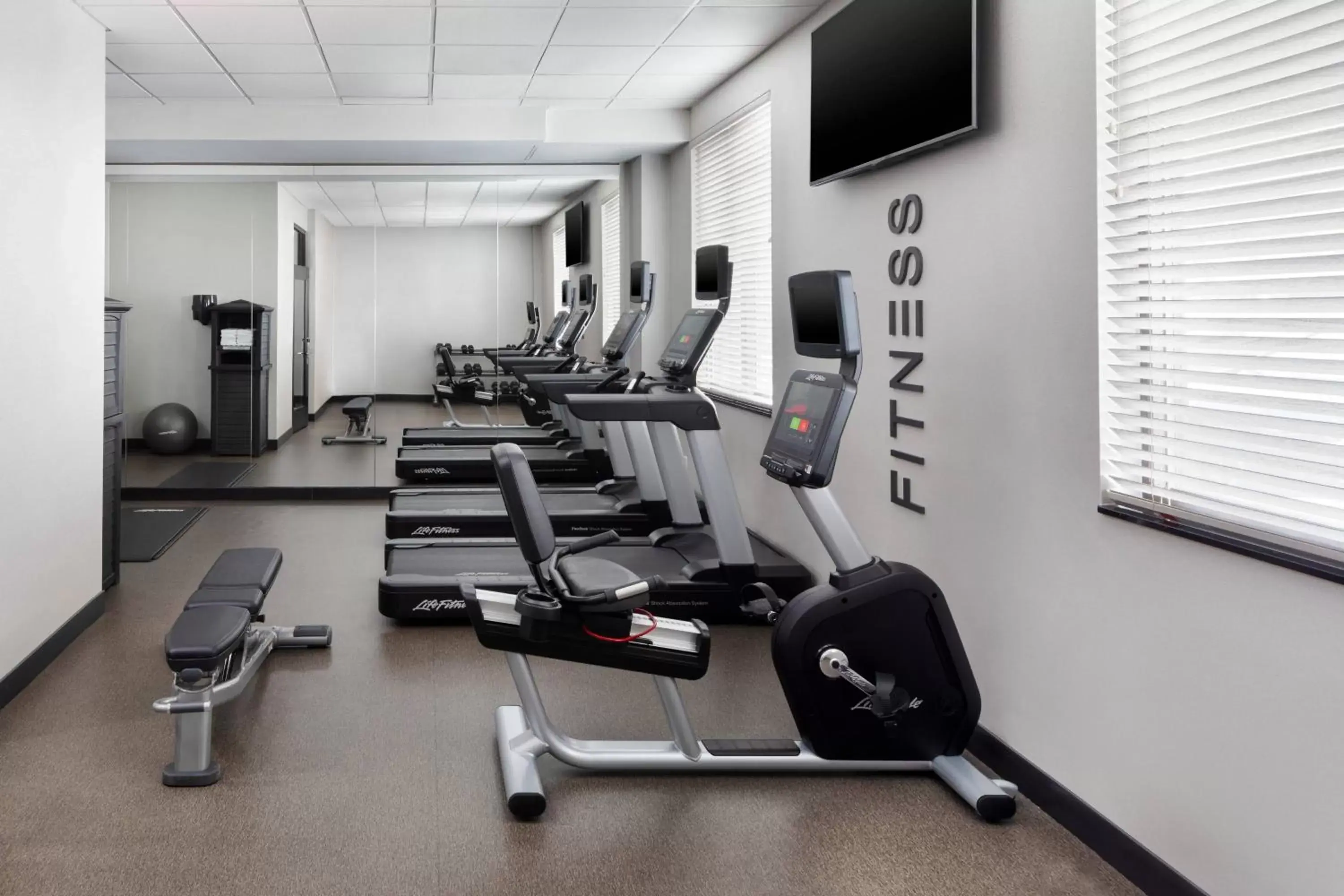 Fitness centre/facilities, Fitness Center/Facilities in Fairfield Inn & Suites by Marriott New York Staten Island