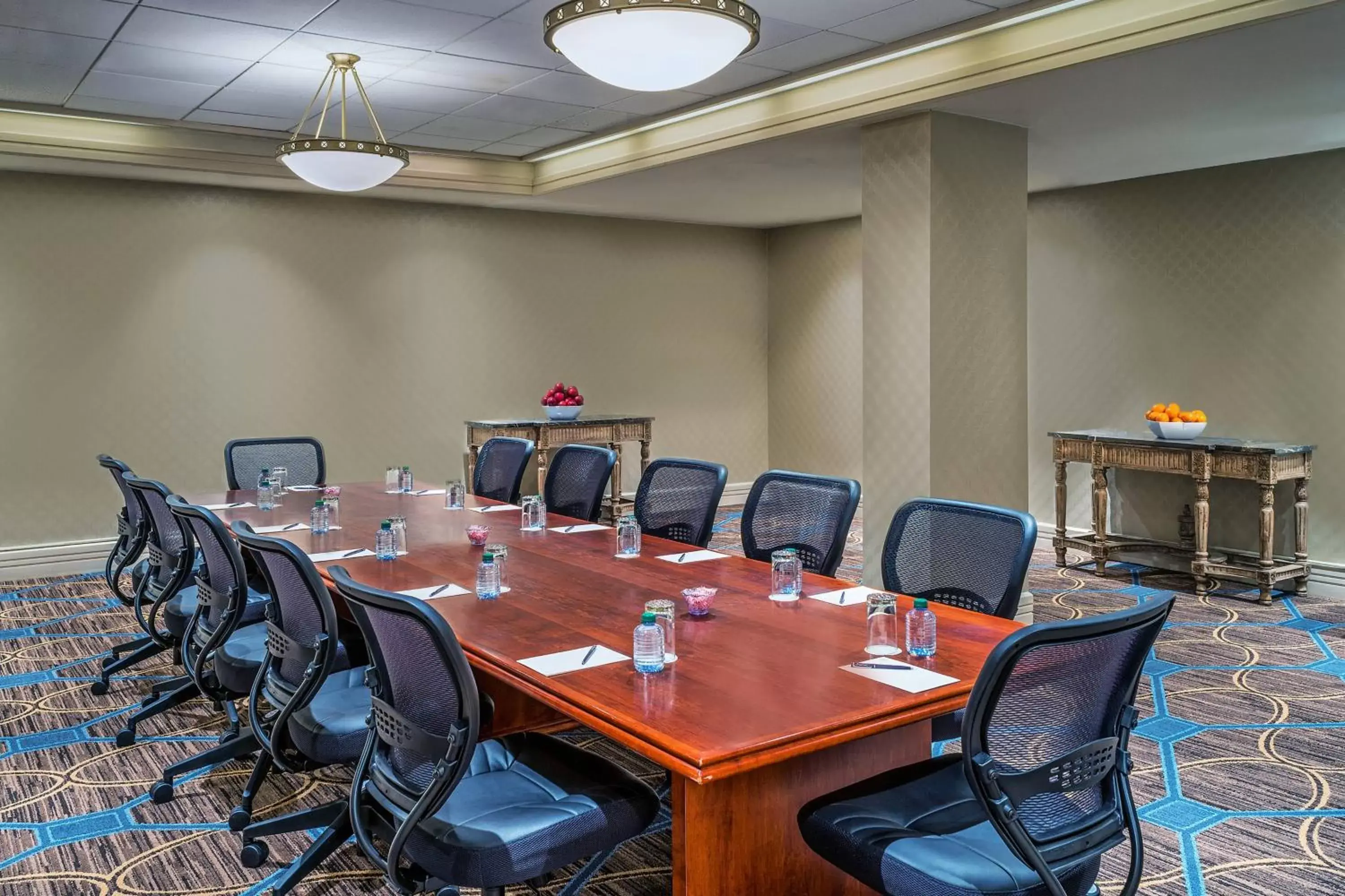 Meeting/conference room in Sheraton North Houston at George Bush Intercontinental