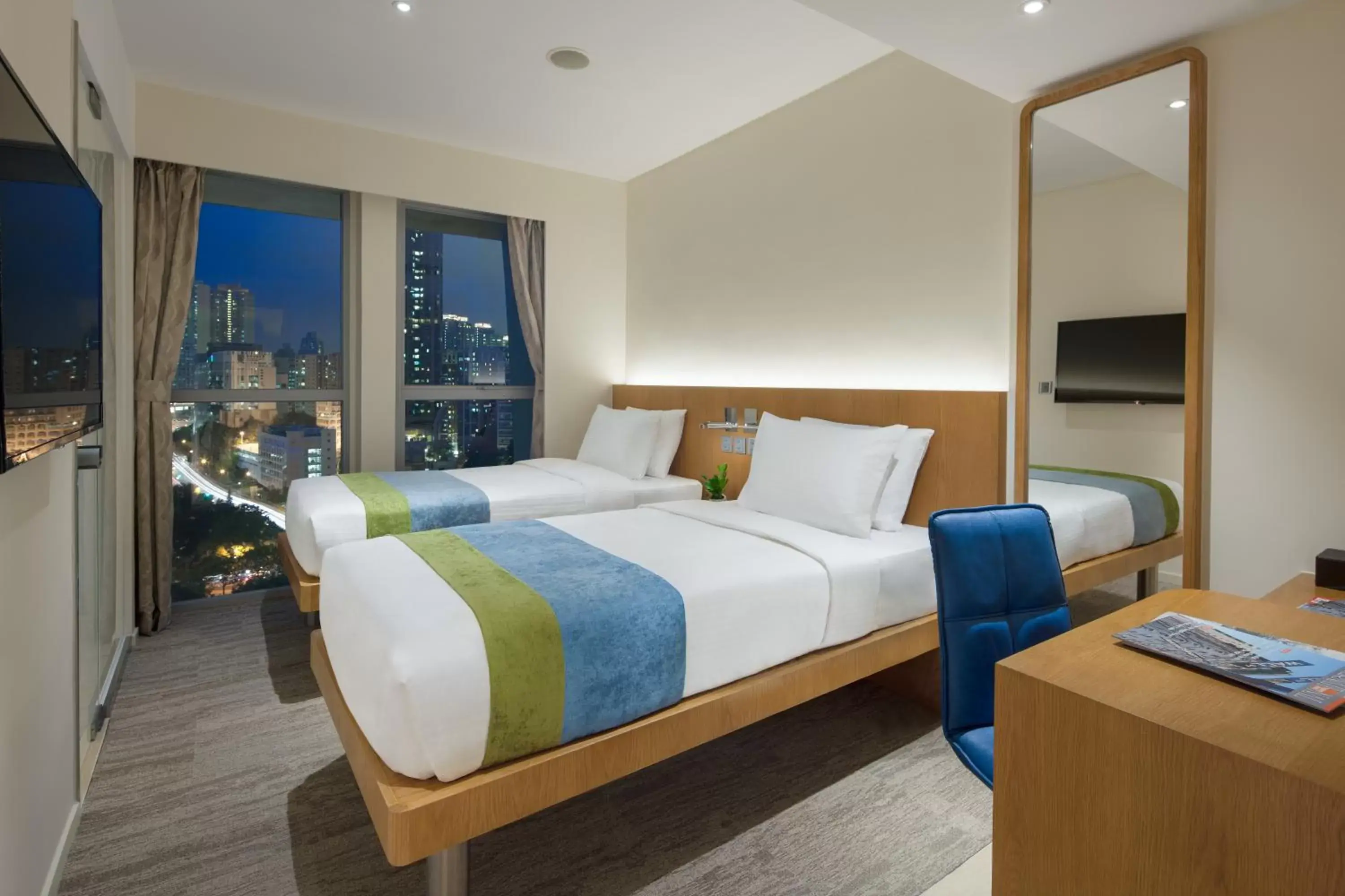 Bed in Summit View Kowloon