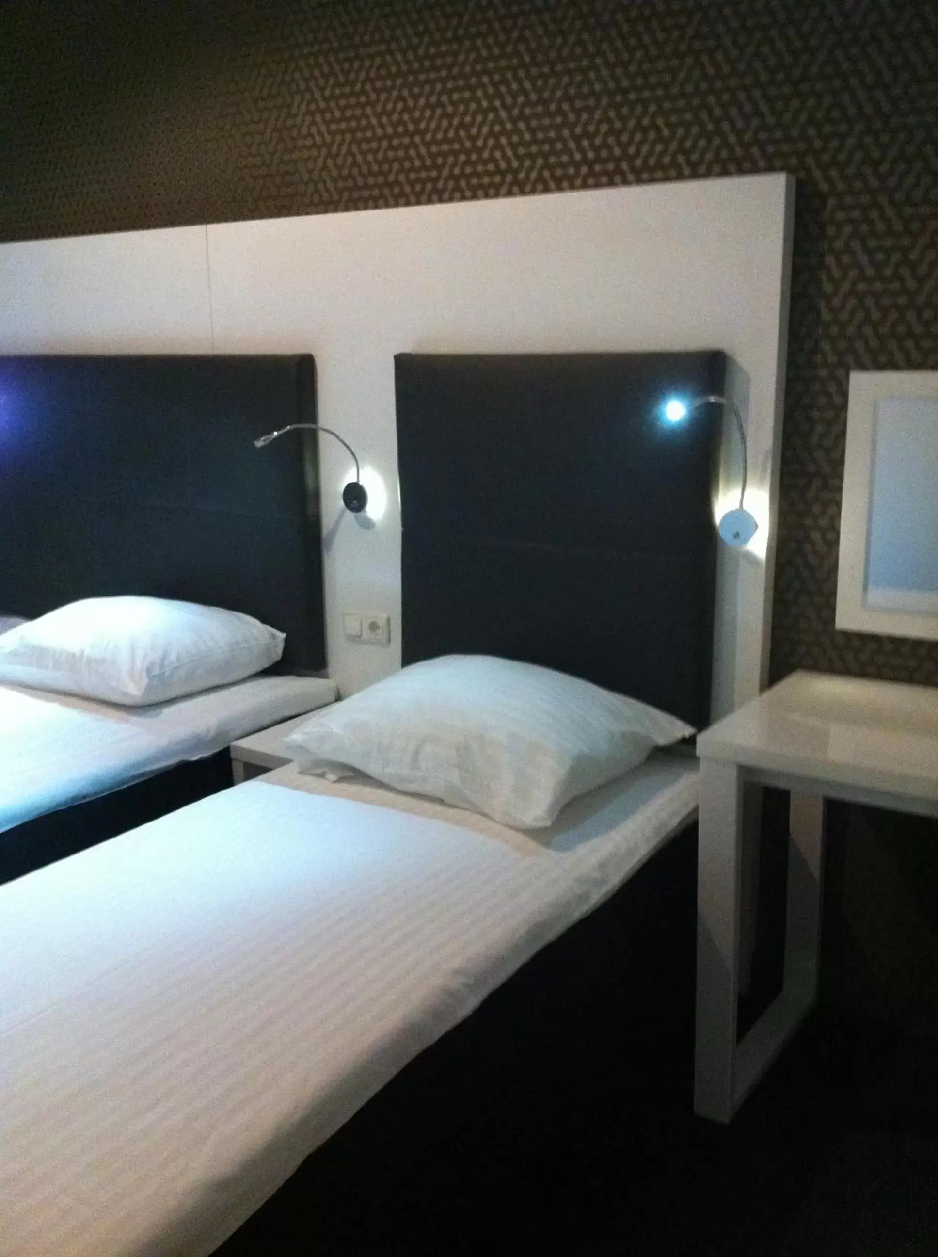 Bed in Hotel Vossius Vondelpark