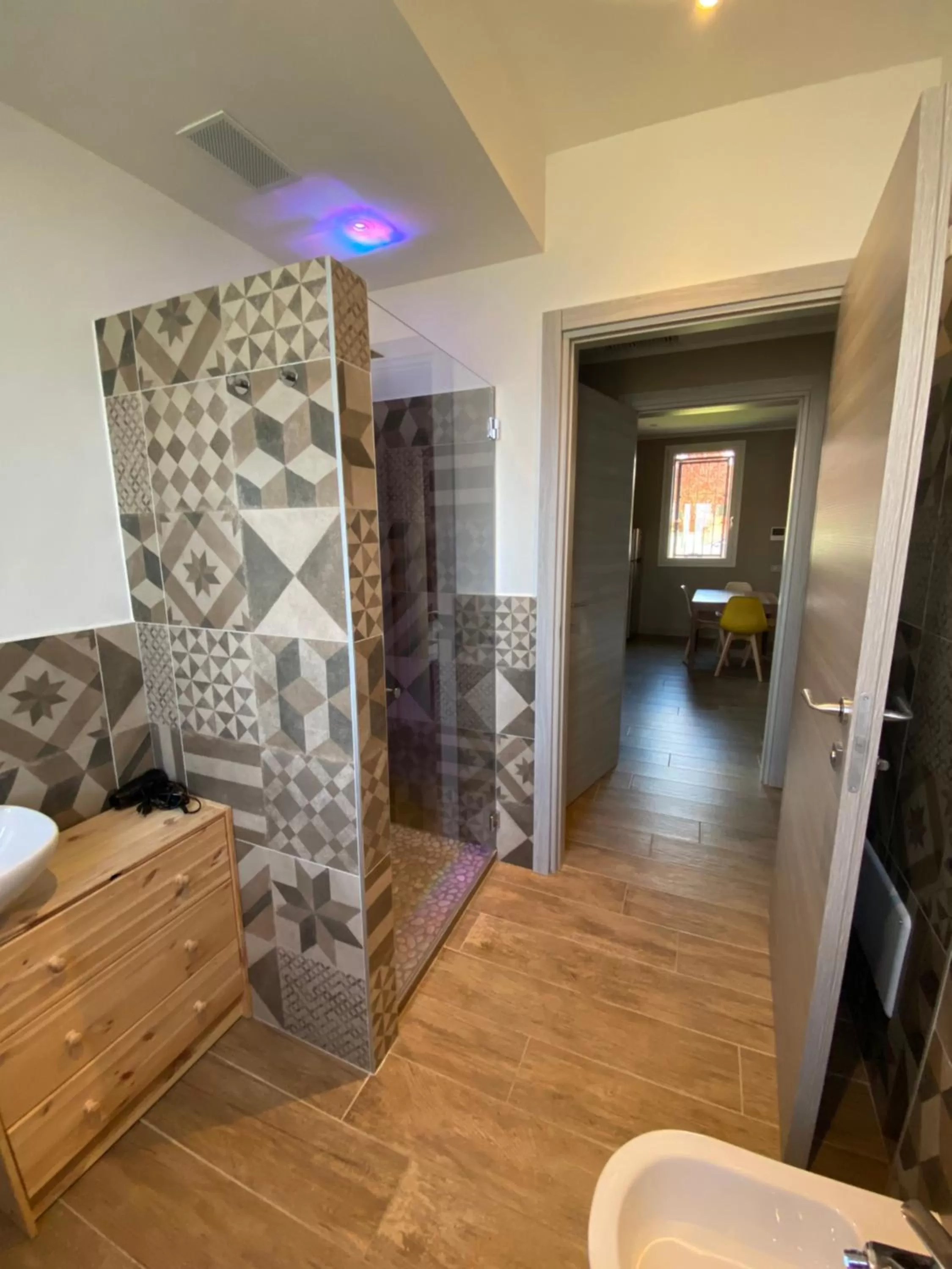 Bathroom in Sala dell Estate Guest House