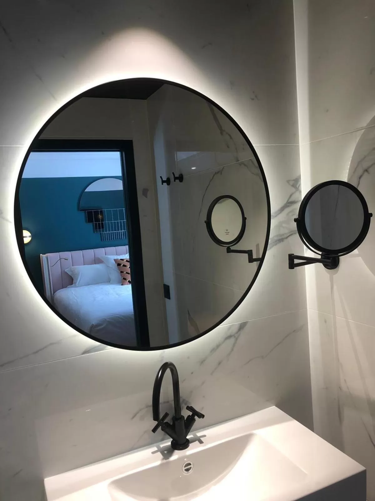 Bathroom in Hôtel Parisianer