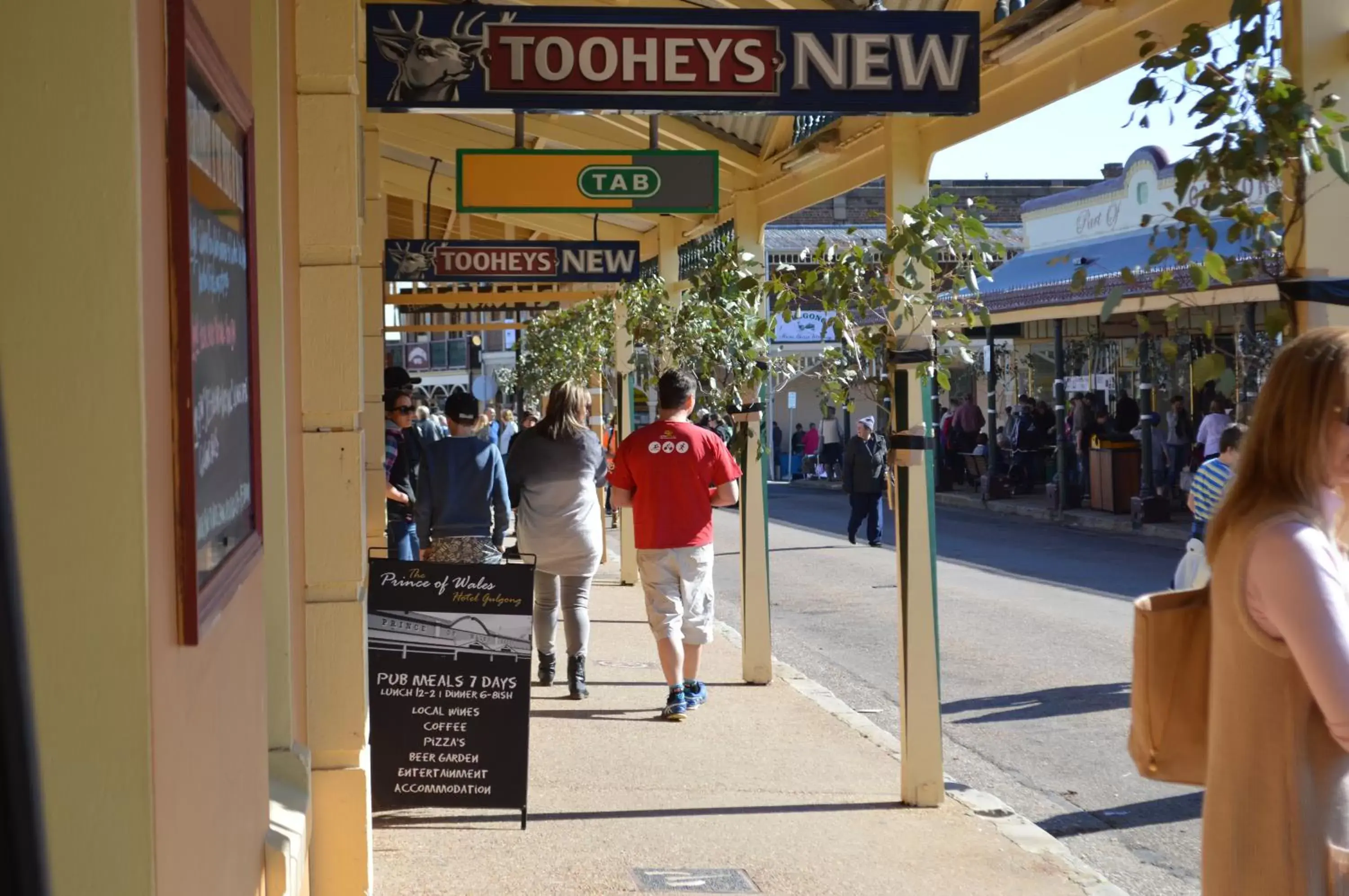 Street view in Prince Of Wales Hotel Gulgong